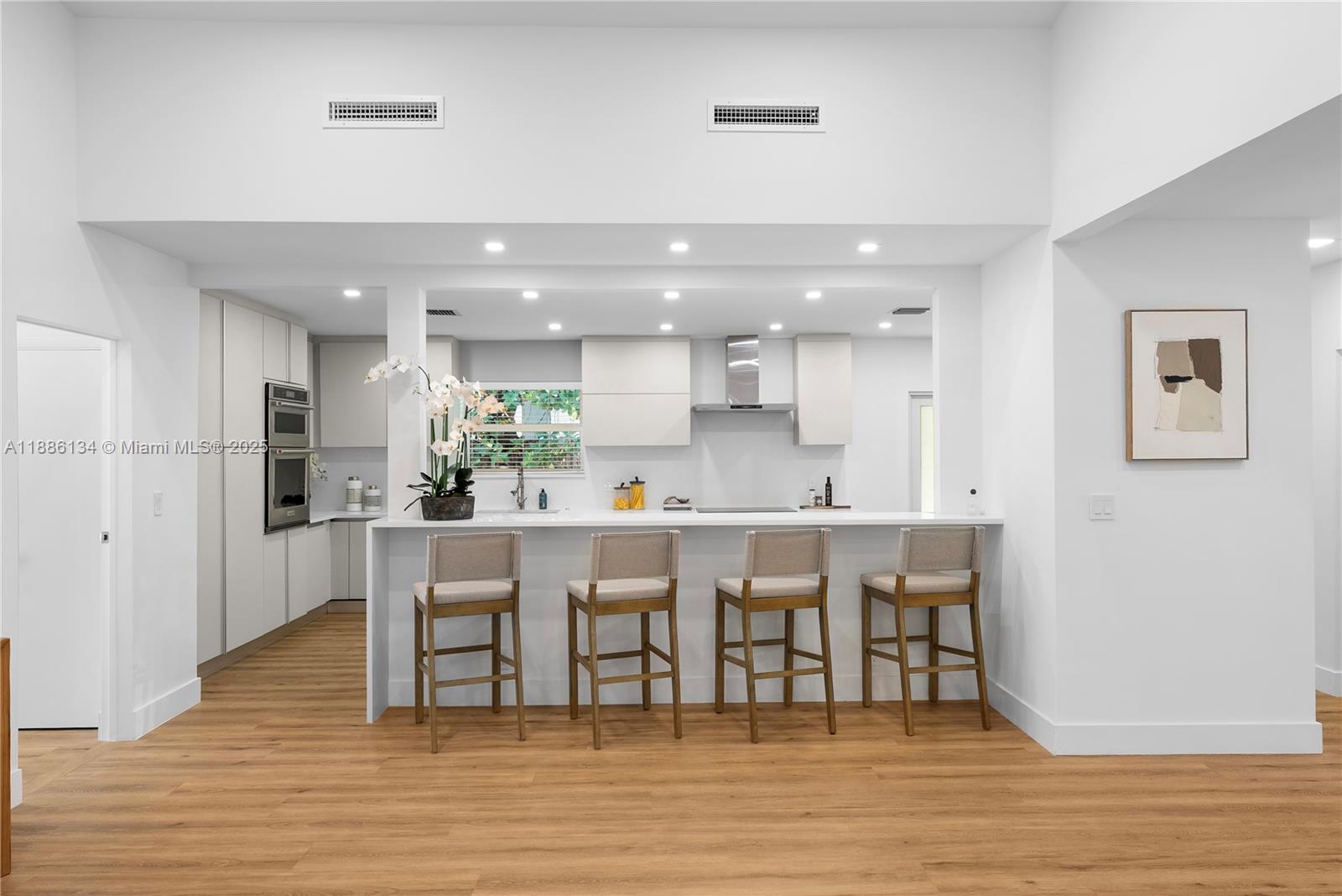 410 S Shore Dr Miami Beach, FL 33141 410 S Shore Dr Miami Beach, FL 33141