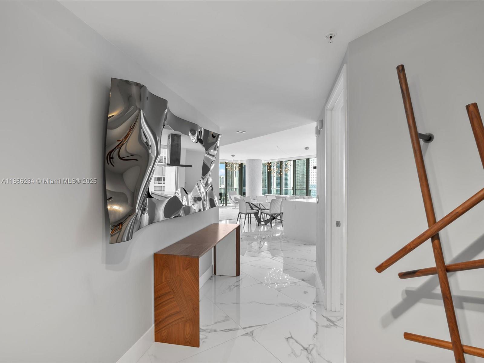 image Parque Towers Condo1