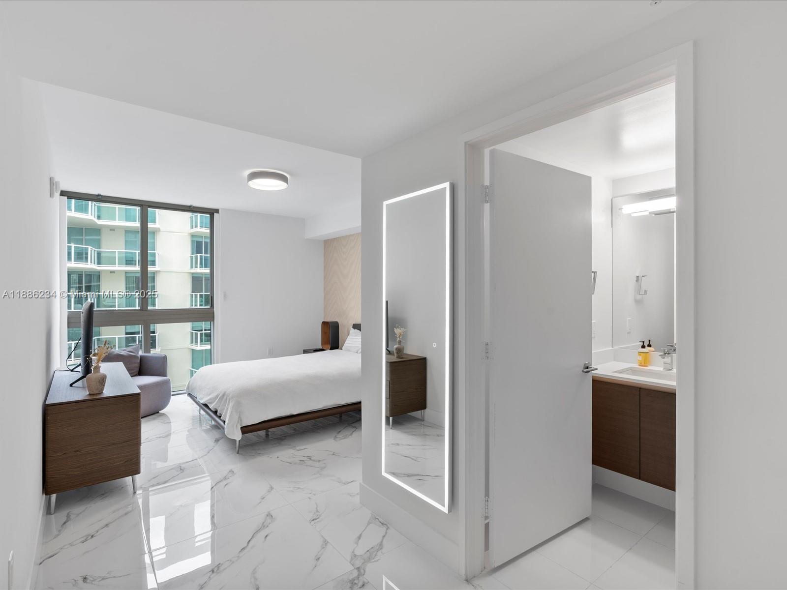image Parque Towers Condo19