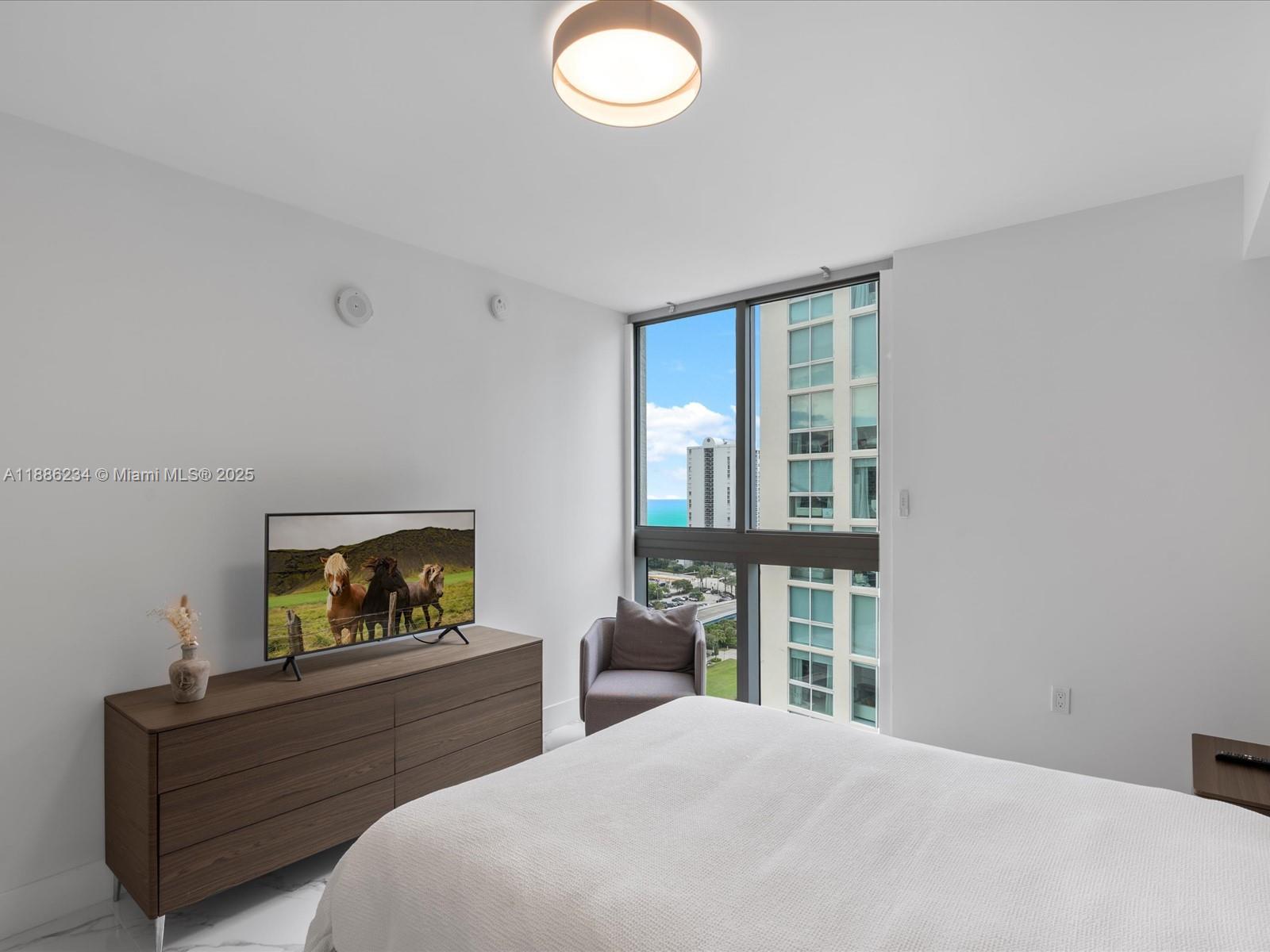 image Parque Towers Condo21