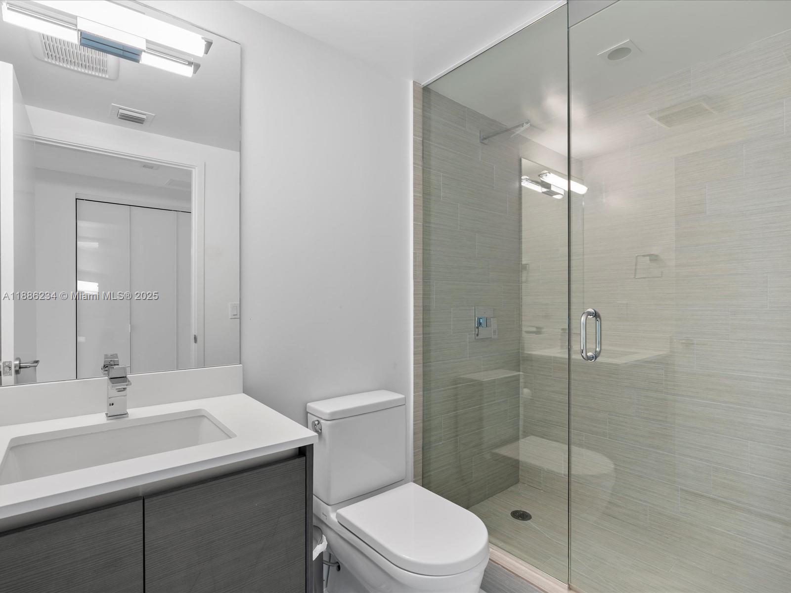 image Parque Towers Condo26