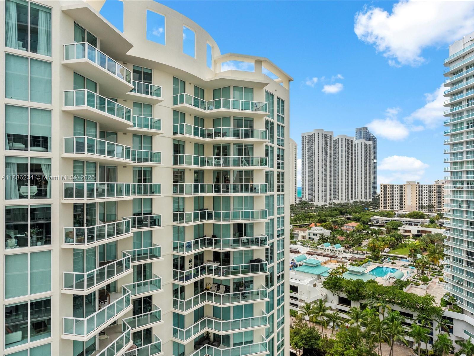 image Parque Towers Condo33