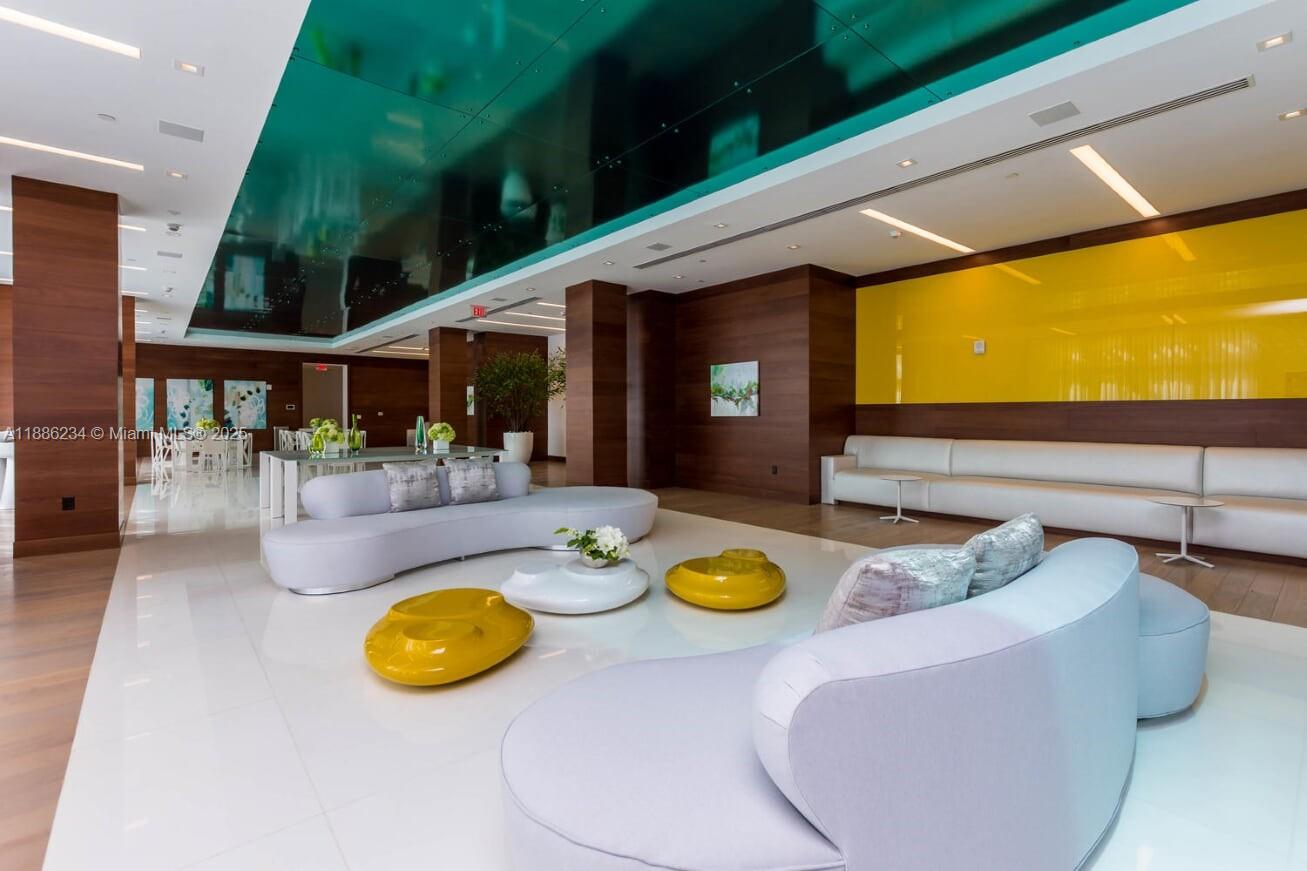 image Parque Towers Condo40