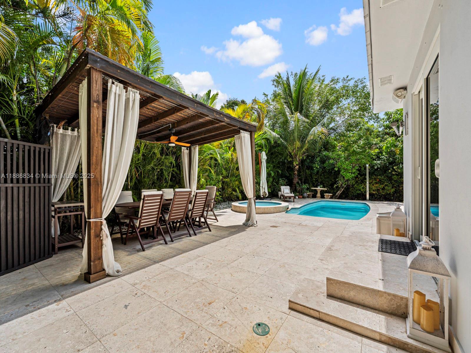 1339 S Venetian Way Miami, FL 33139 1339 S Venetian Way Miami, FL 33139