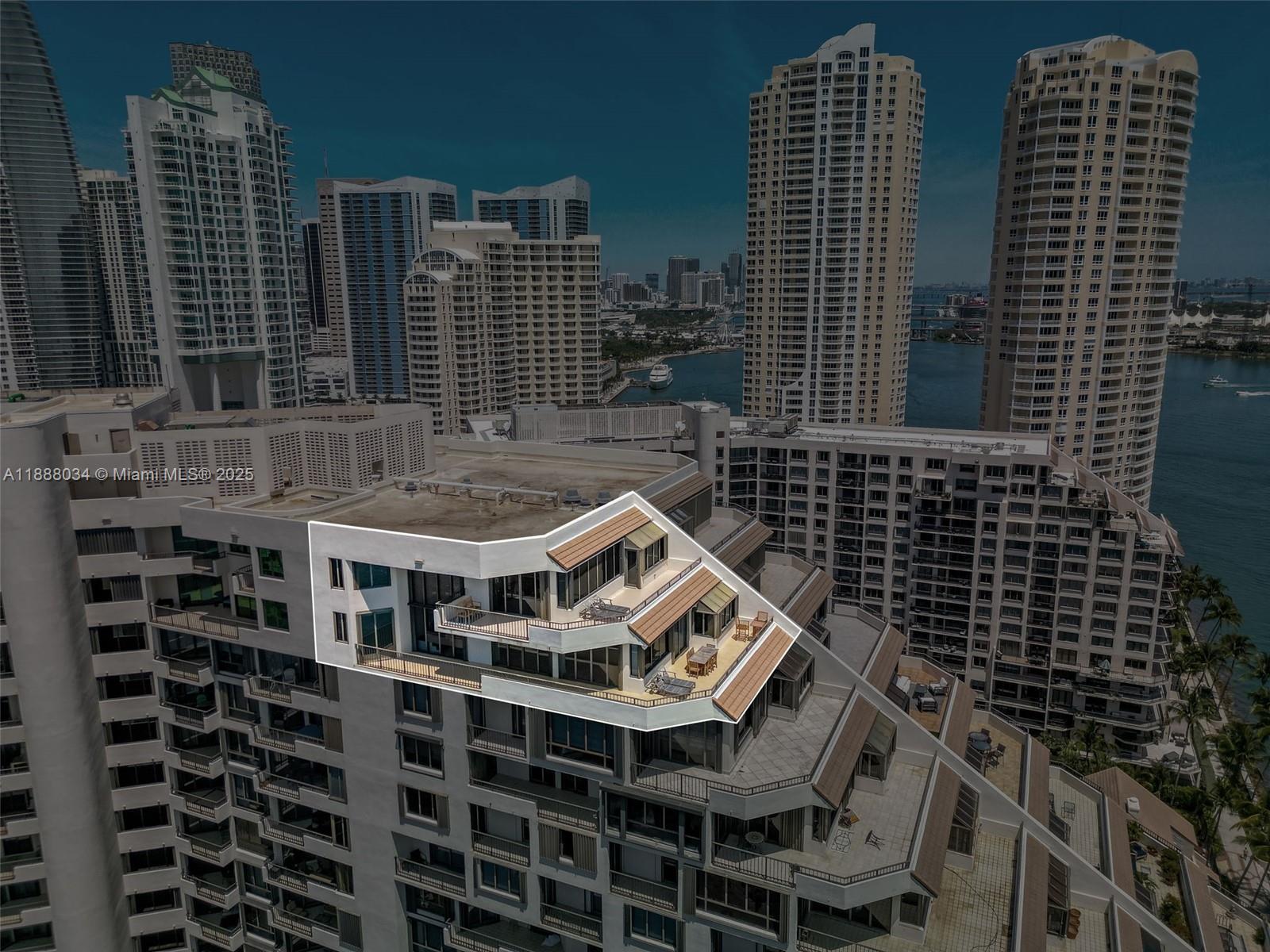 520 Brickell Key Dr #UPH-03 Miami, FL 33131 520 Brickell Key Dr #UPH-03 Miami, FL 33131