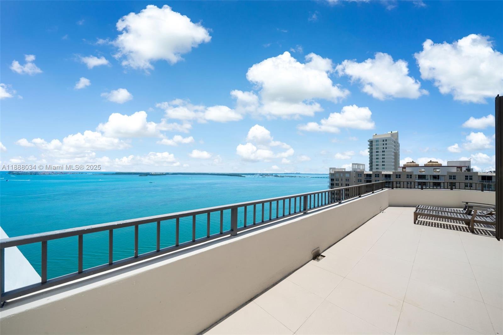 520 Brickell Key Dr #UPH-03 Miami, FL 33131 520 Brickell Key Dr #UPH-03 Miami, FL 33131