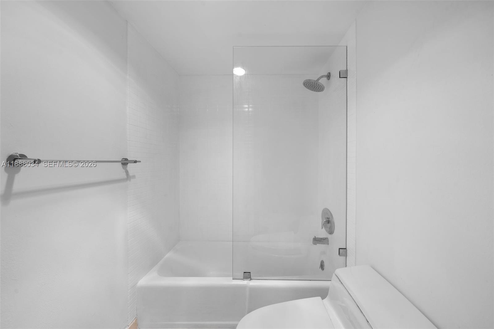 image Brickell Key One24