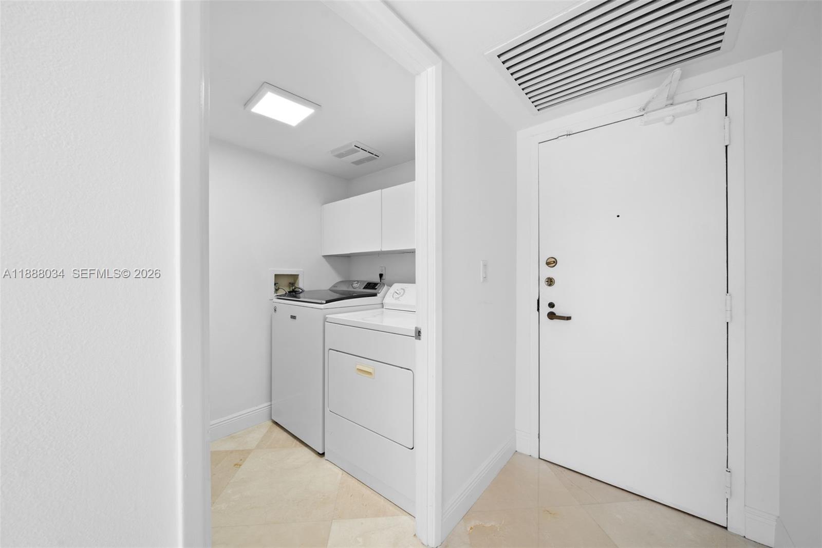 image Brickell Key One27