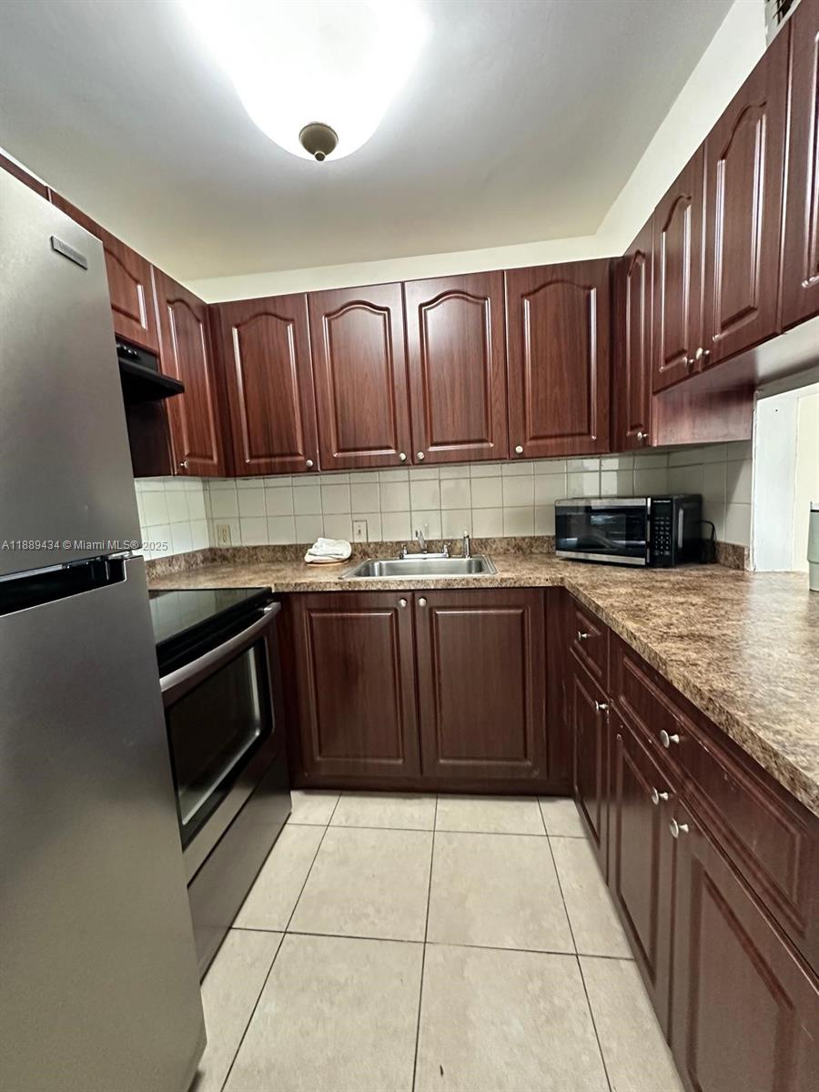 4848 NW 24th Ct #309