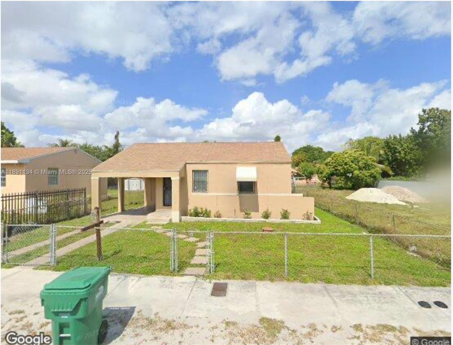 1043 NW 75th St
