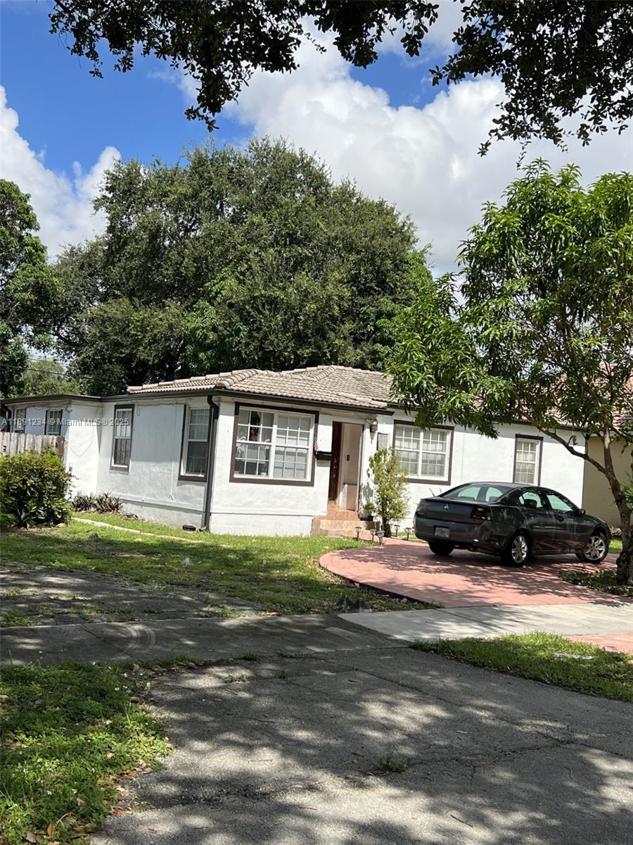 61 Truxton Dr