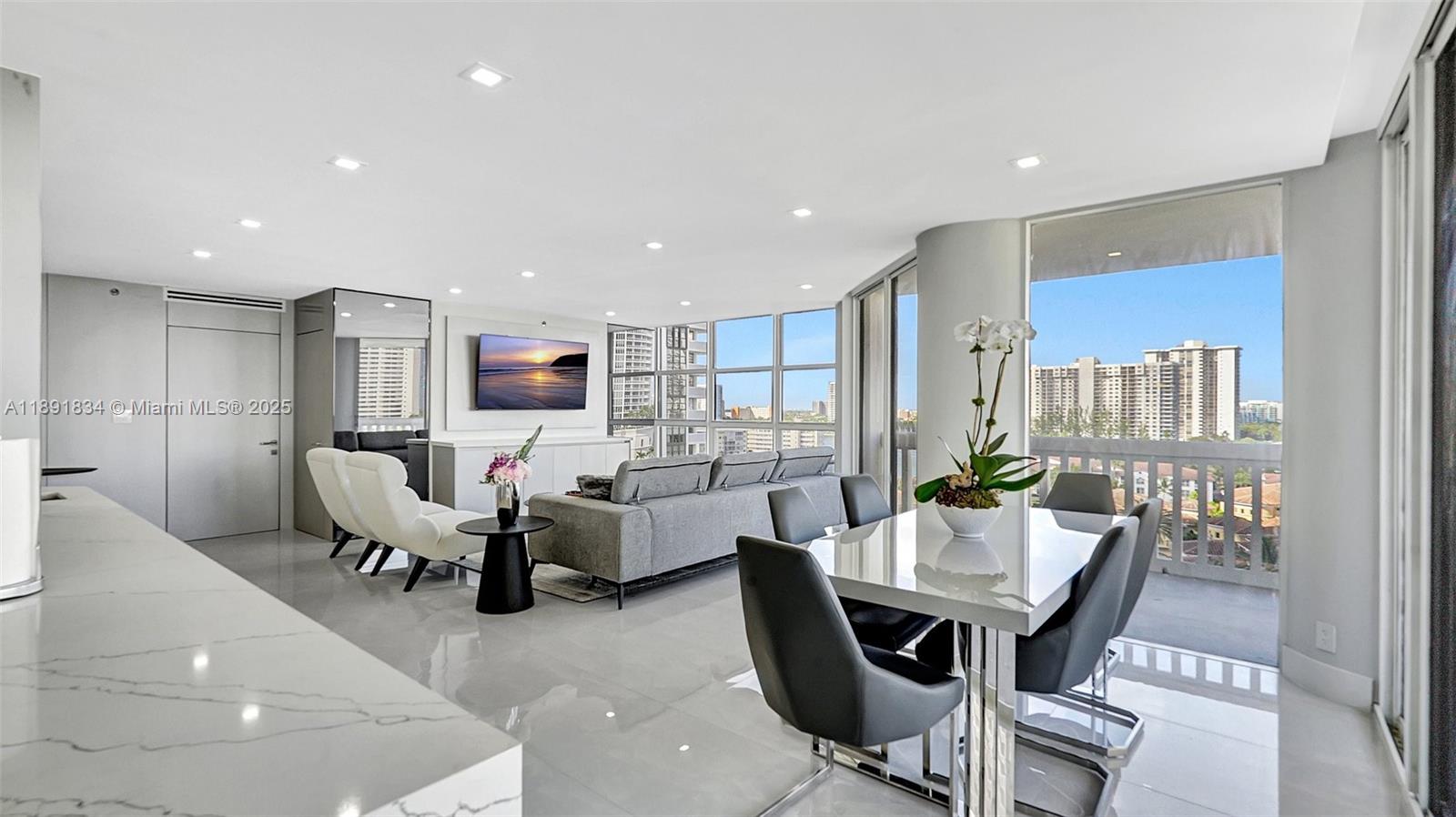 1000 Island Blvd #1004