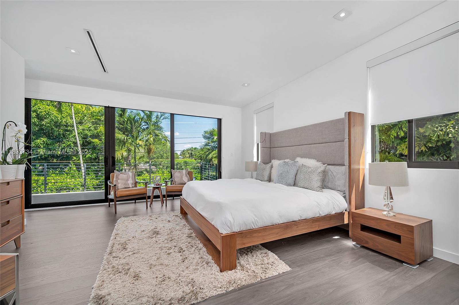 5921 SW 87th St South Miami, FL 33143