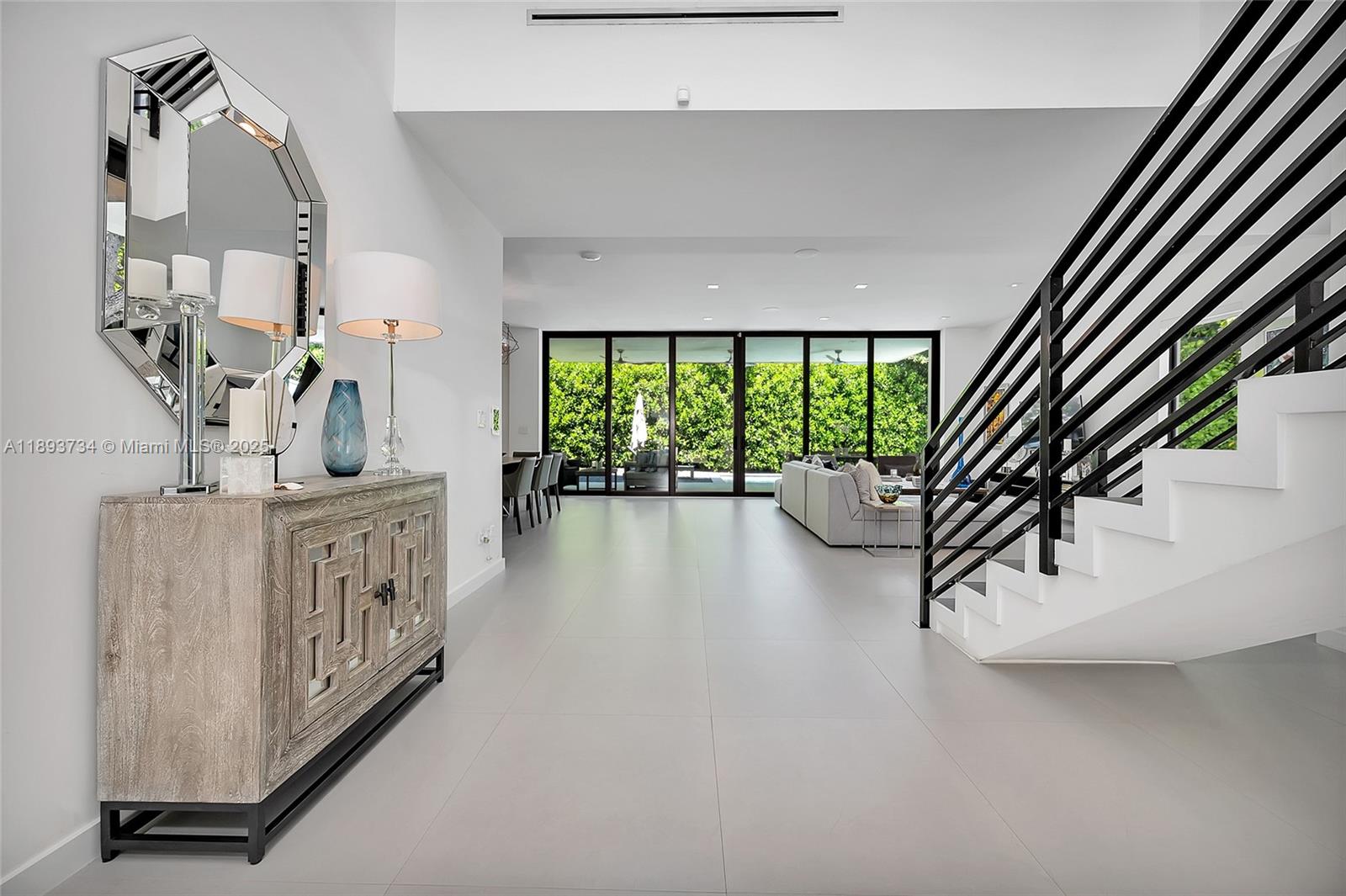 5921 SW 87th St South Miami, FL 33143