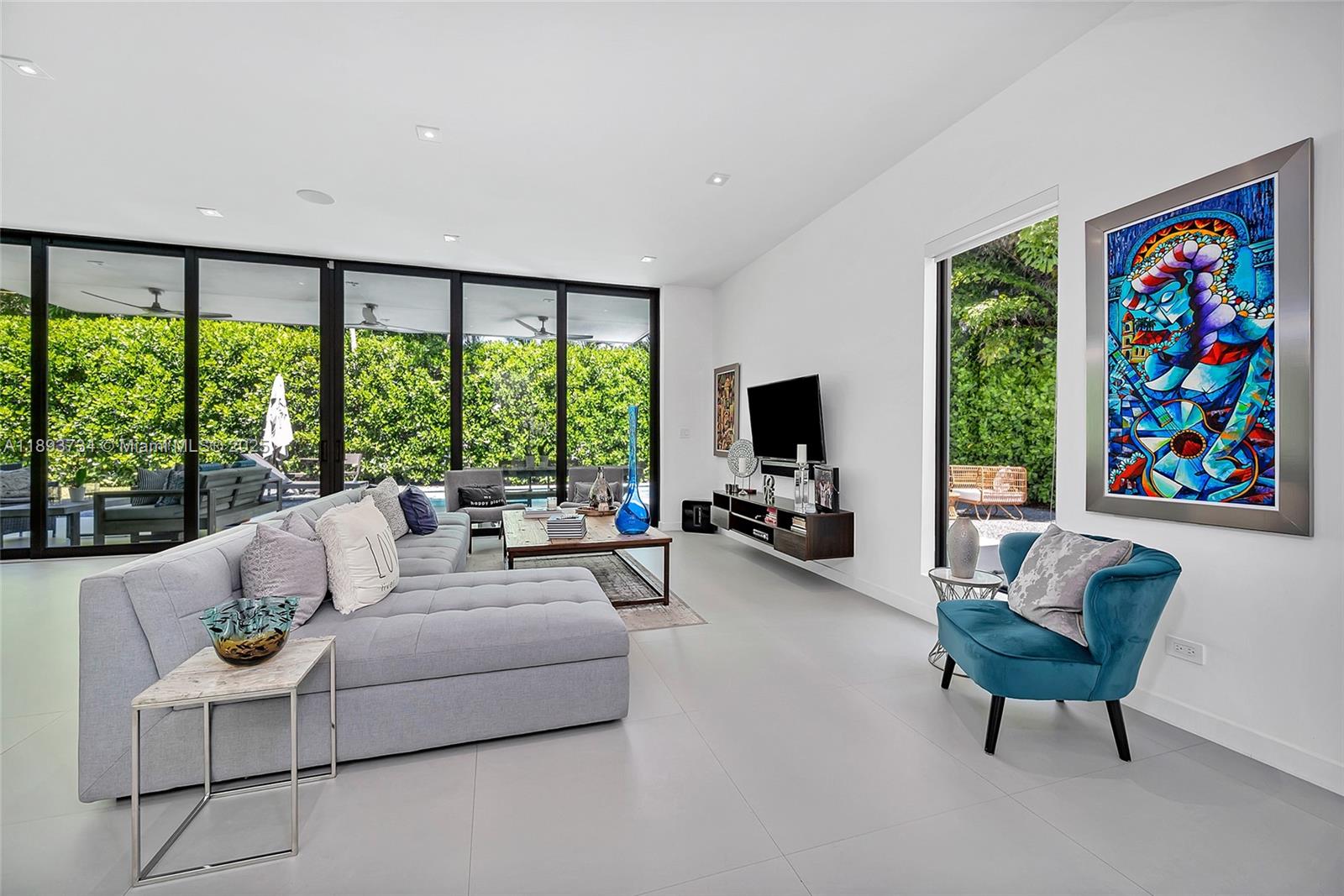 5921 SW 87th St South Miami, FL 33143