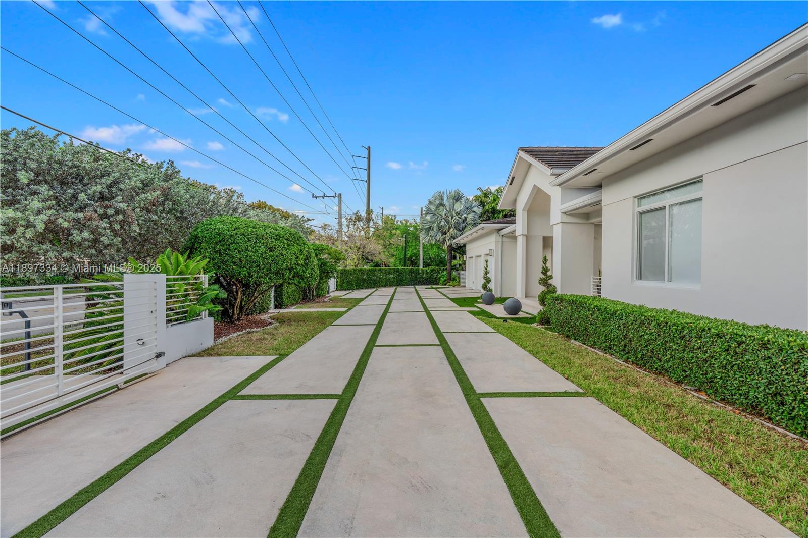 12401 SW 82nd Ave Pinecrest, FL 33156