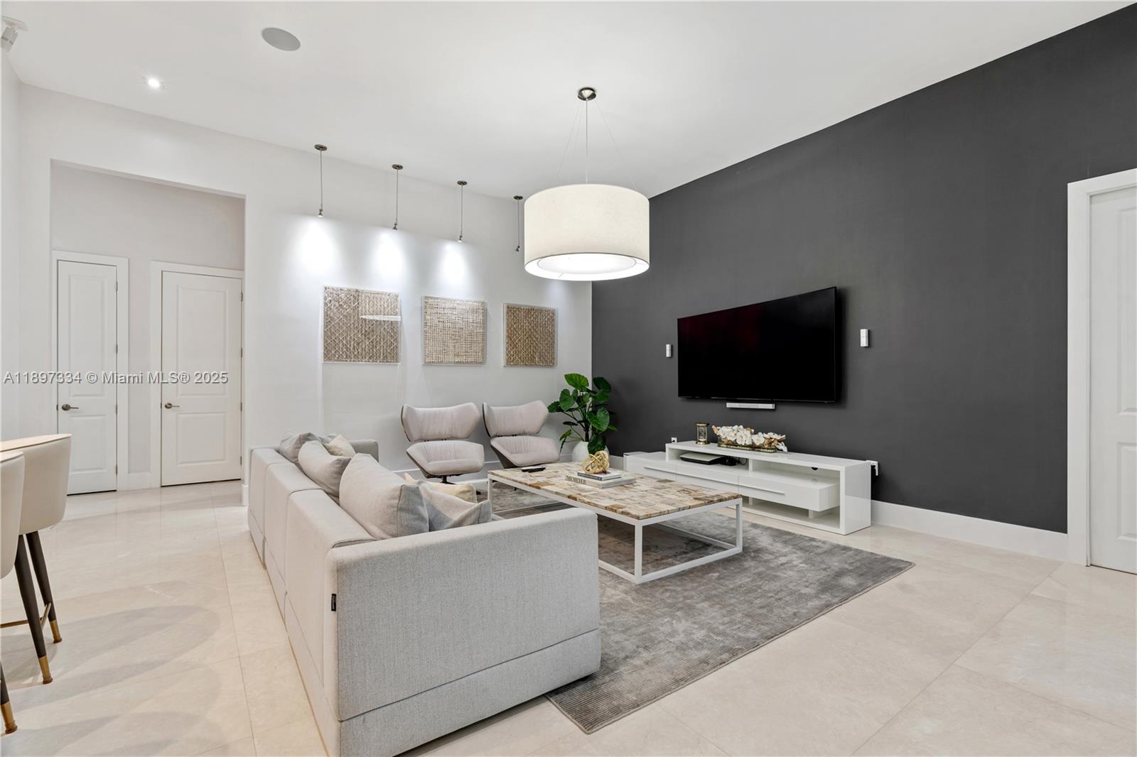 12401 SW 82nd Ave Pinecrest, FL 33156