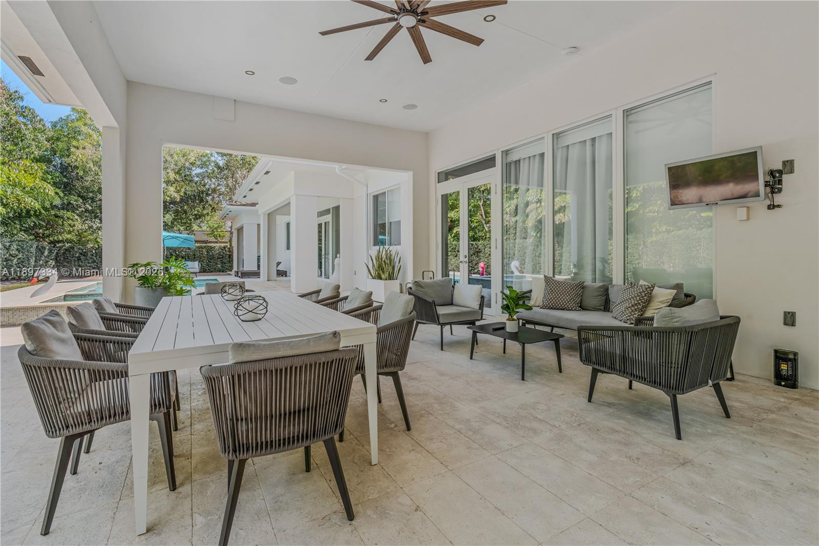 12401 SW 82nd Ave Pinecrest, FL 33156