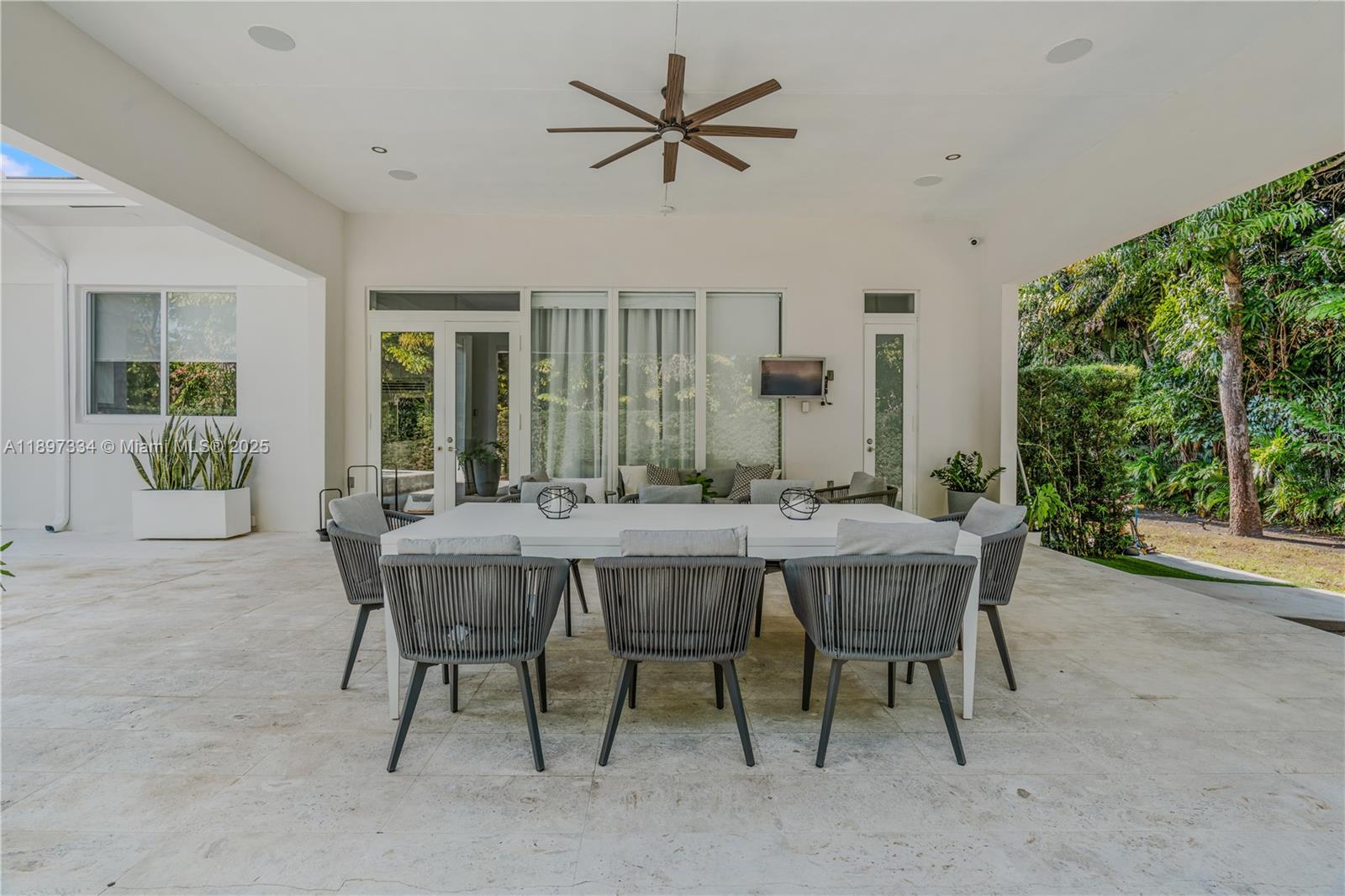 12401 SW 82nd Ave Pinecrest, FL 33156