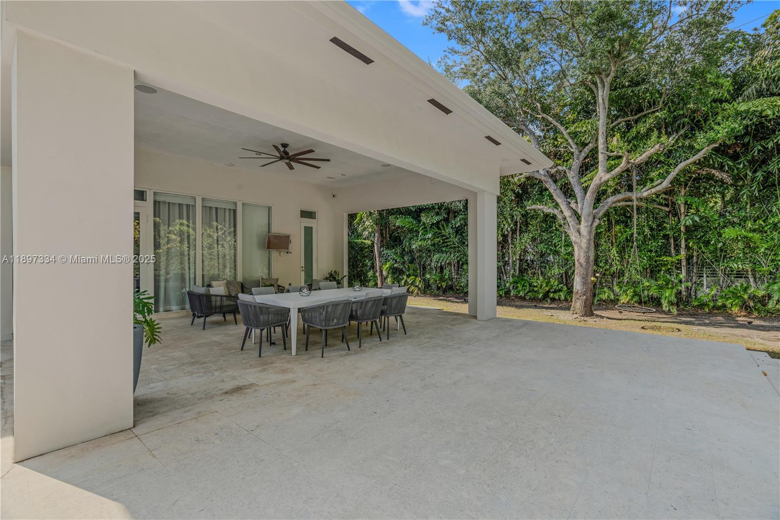 12401 SW 82nd Ave Pinecrest, FL 33156