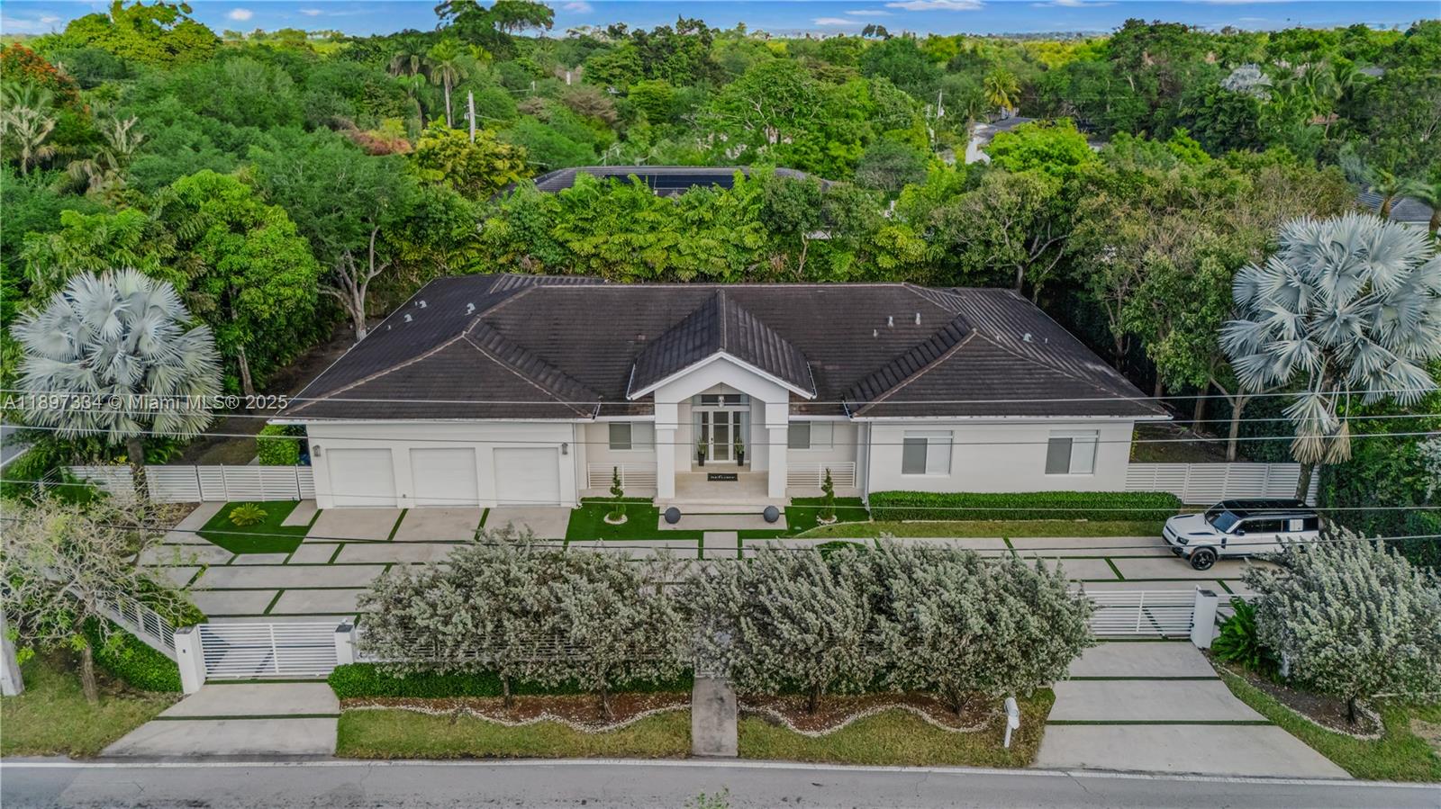 12401 SW 82nd Ave Pinecrest, FL 33156