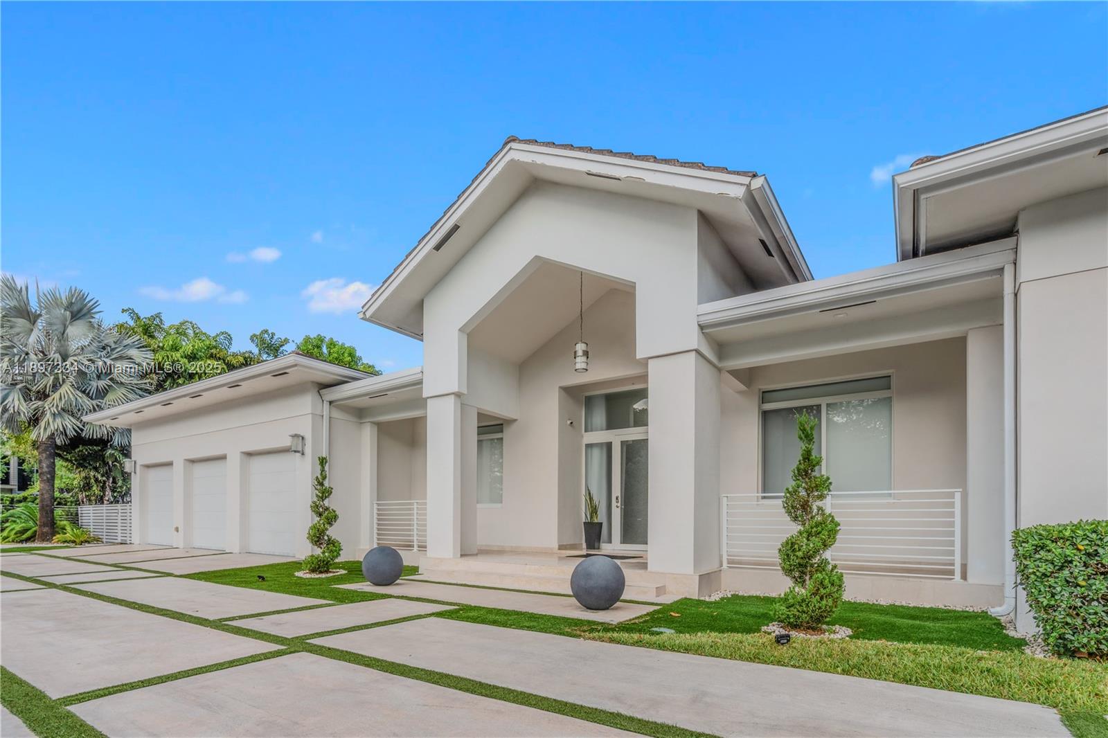 12401 SW 82nd Ave Pinecrest, FL 33156