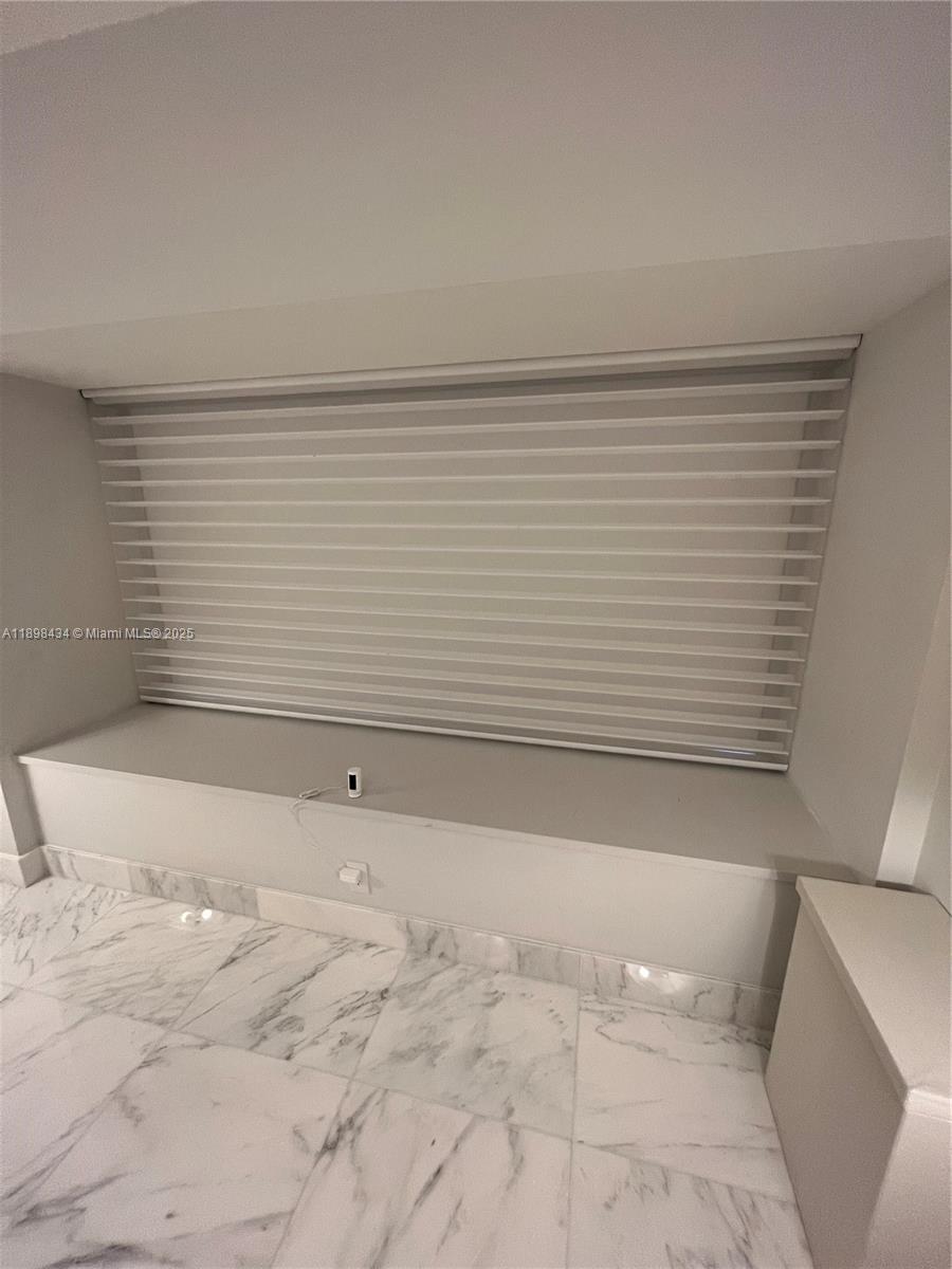 1435 Brickell Ave #3307 Miami, FL 33131