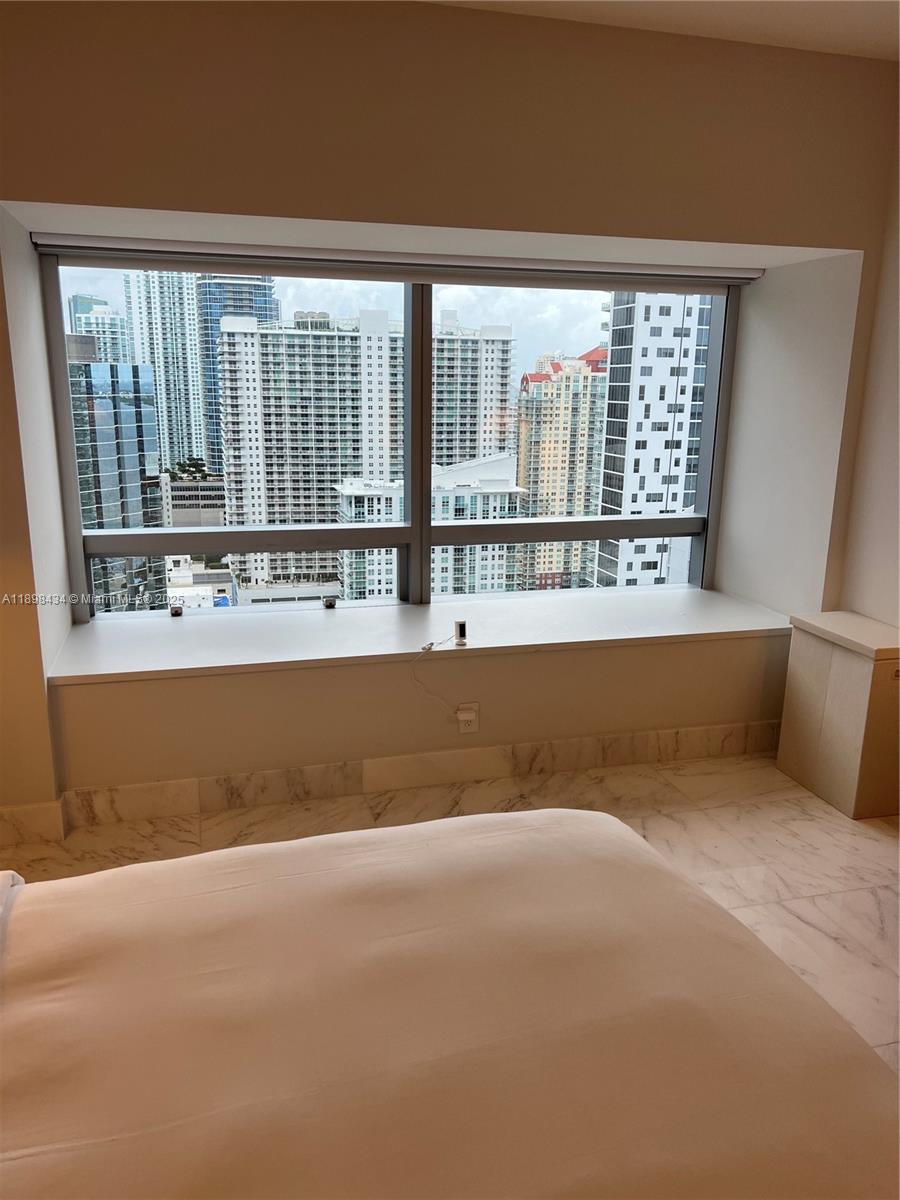 1435 Brickell Ave #3307 Miami, FL 33131