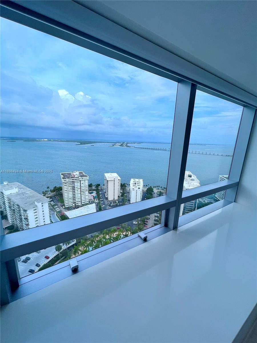 1435 Brickell Ave #3307 Miami, FL 33131
