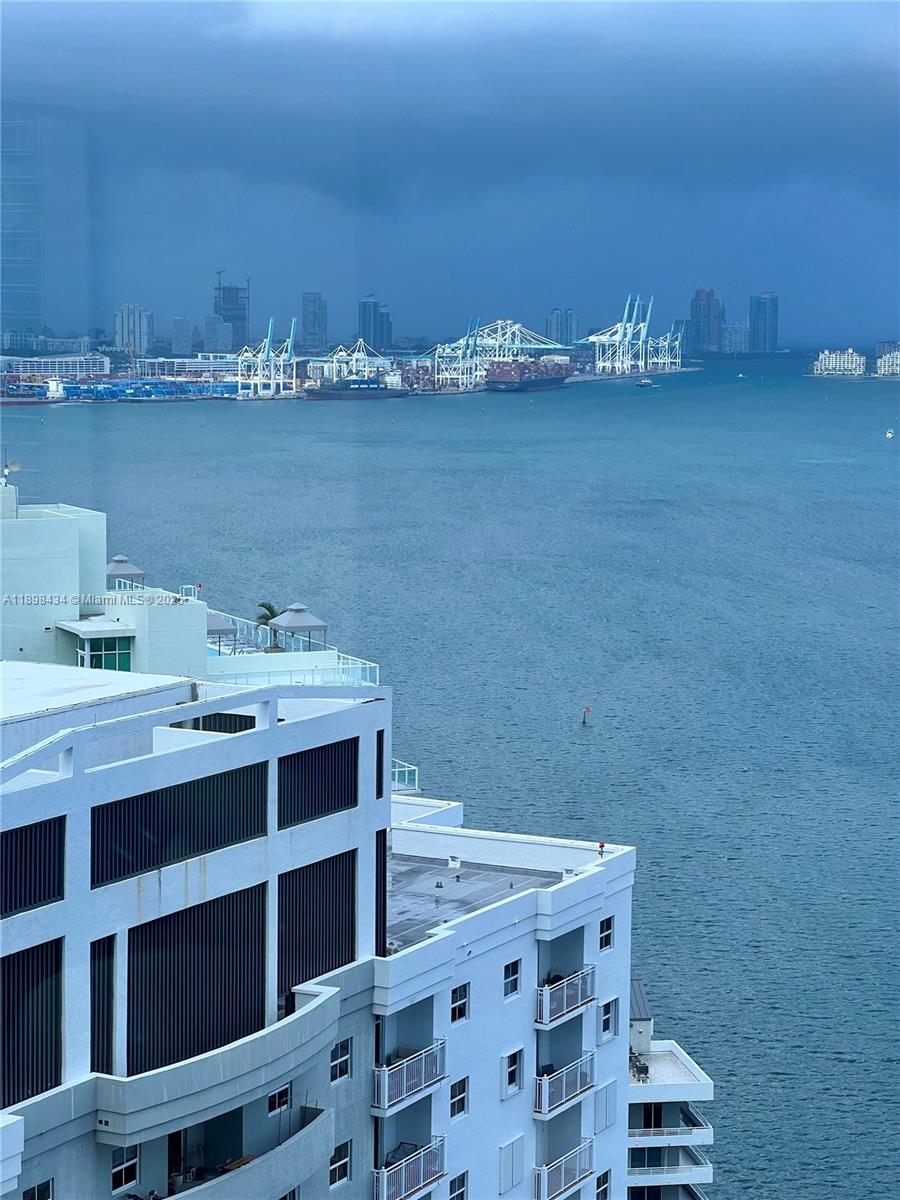 1435 Brickell Ave #3307 Miami, FL 33131