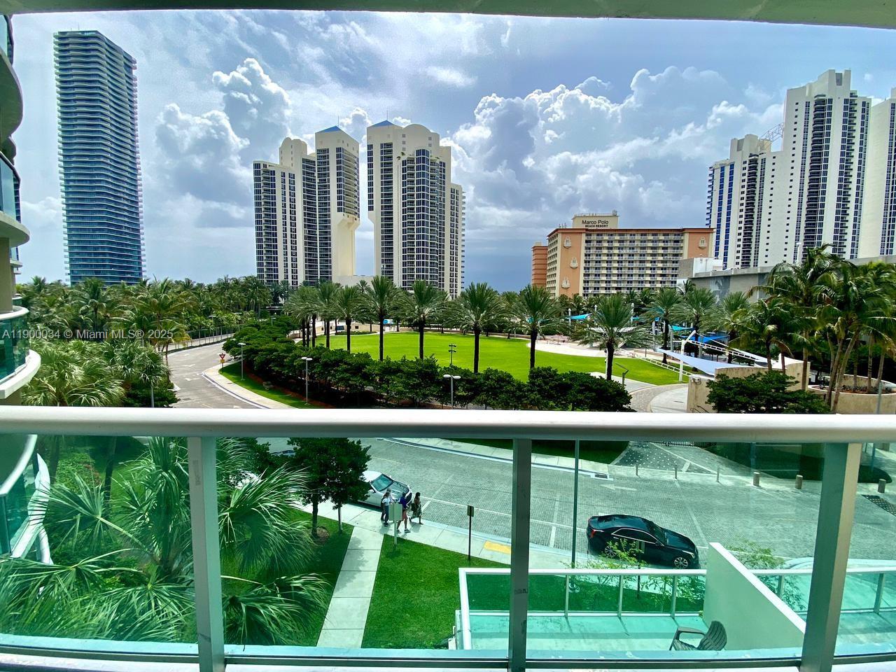 19370 Collins Ave #415