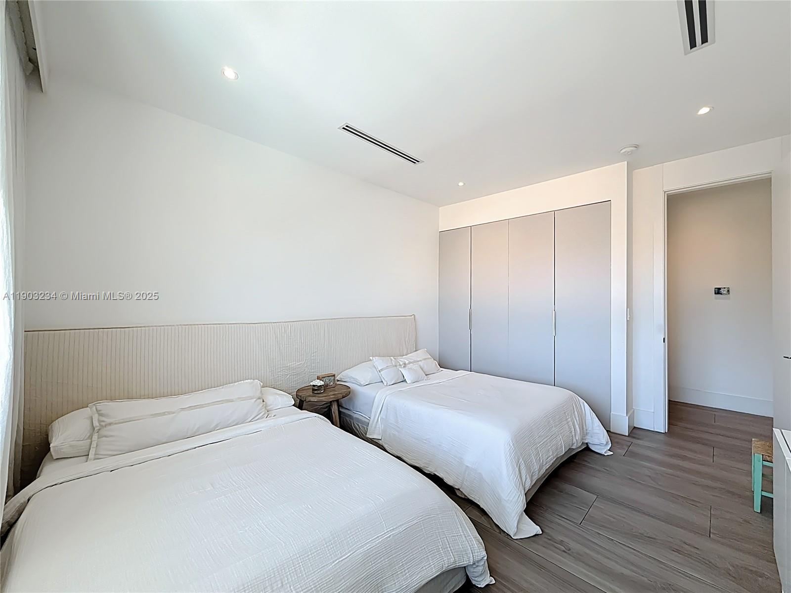 Undisclosed Address Key Biscayne, FL 33149