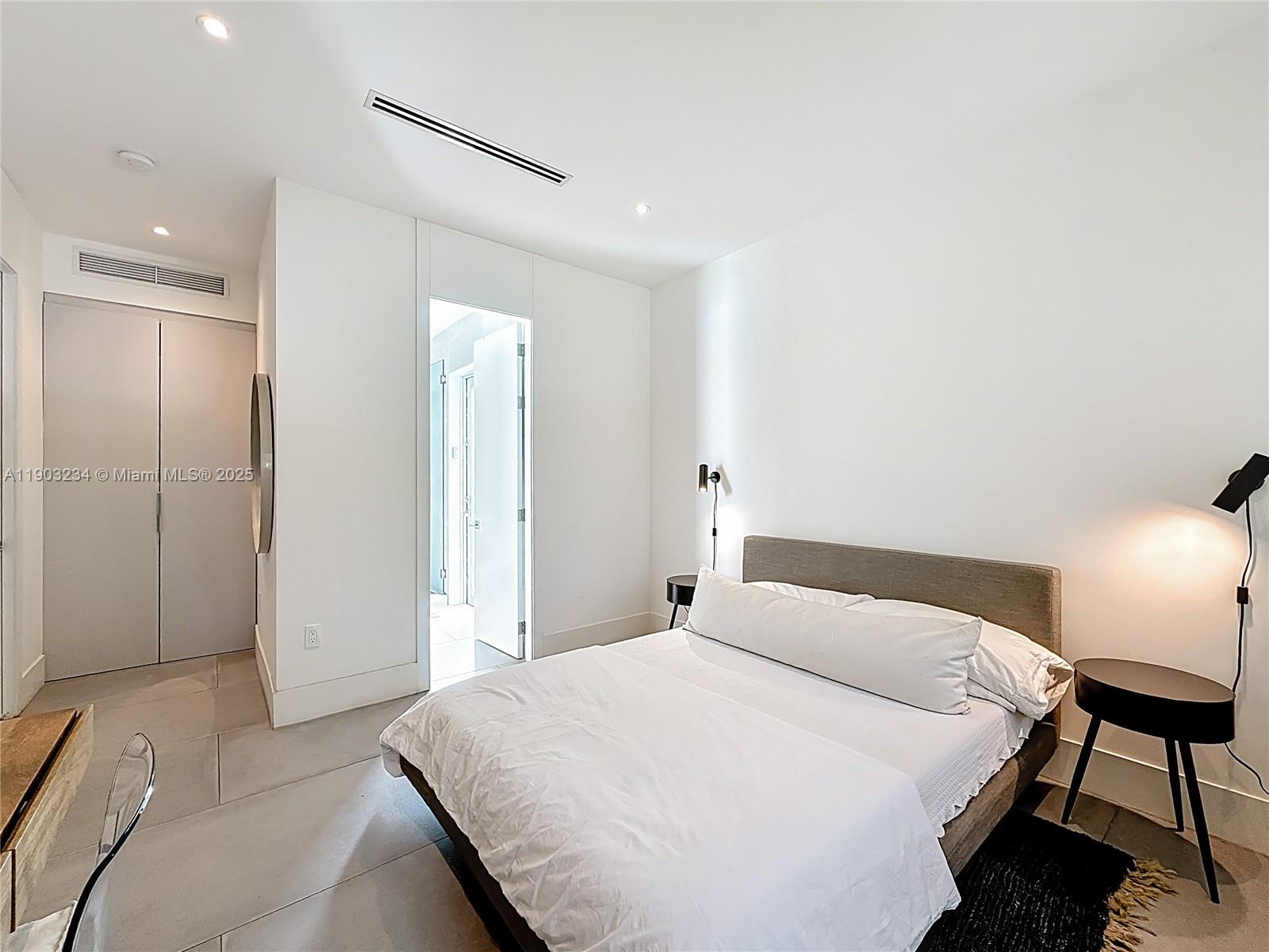 Undisclosed Address Key Biscayne, FL 33149