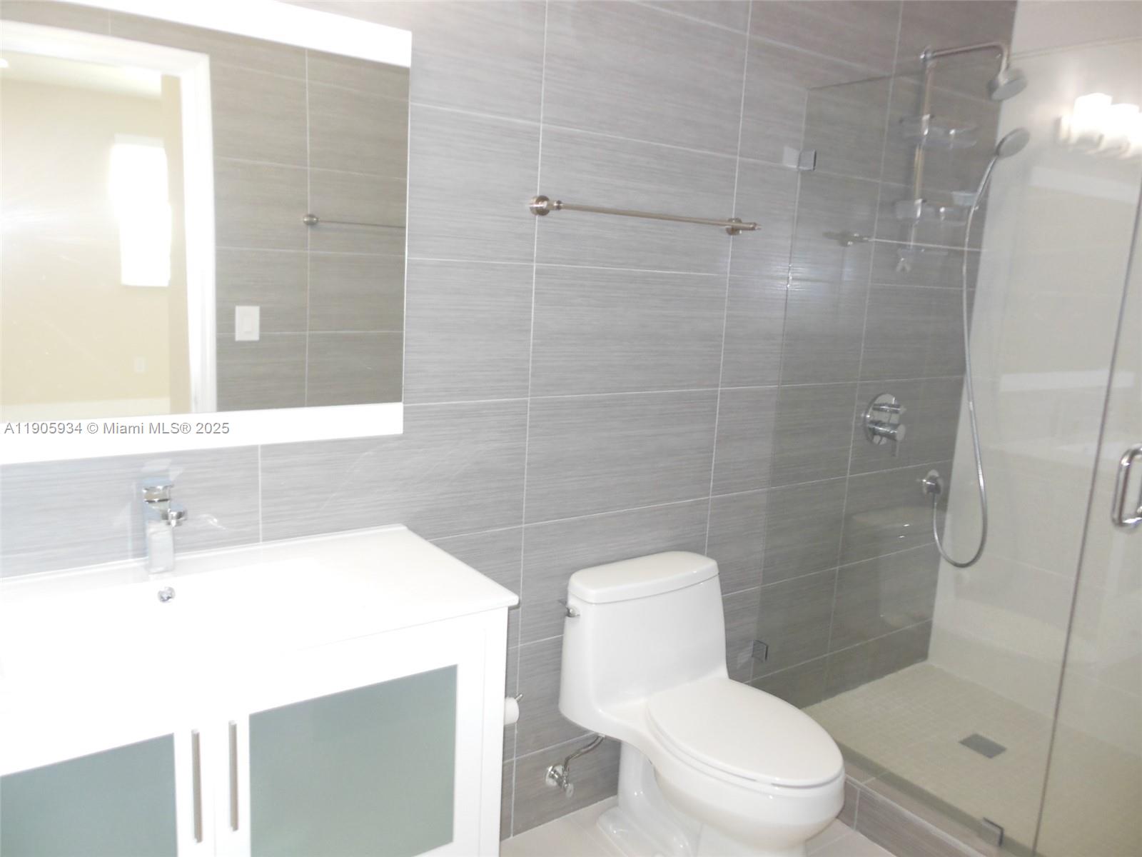 2280 SW 32nd Ave #406 Miami, FL 33145