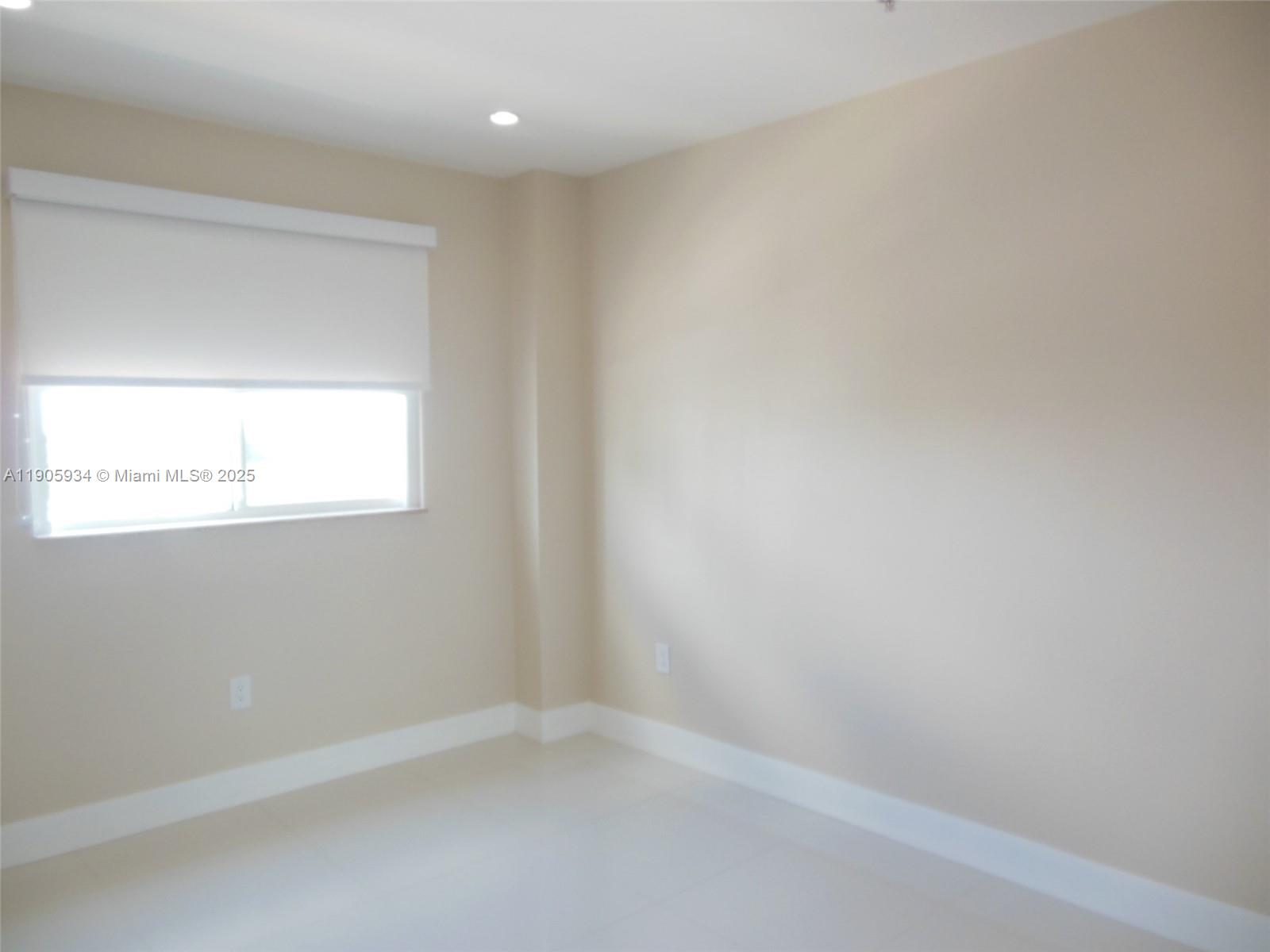 2280 SW 32nd Ave #406 Miami, FL 33145