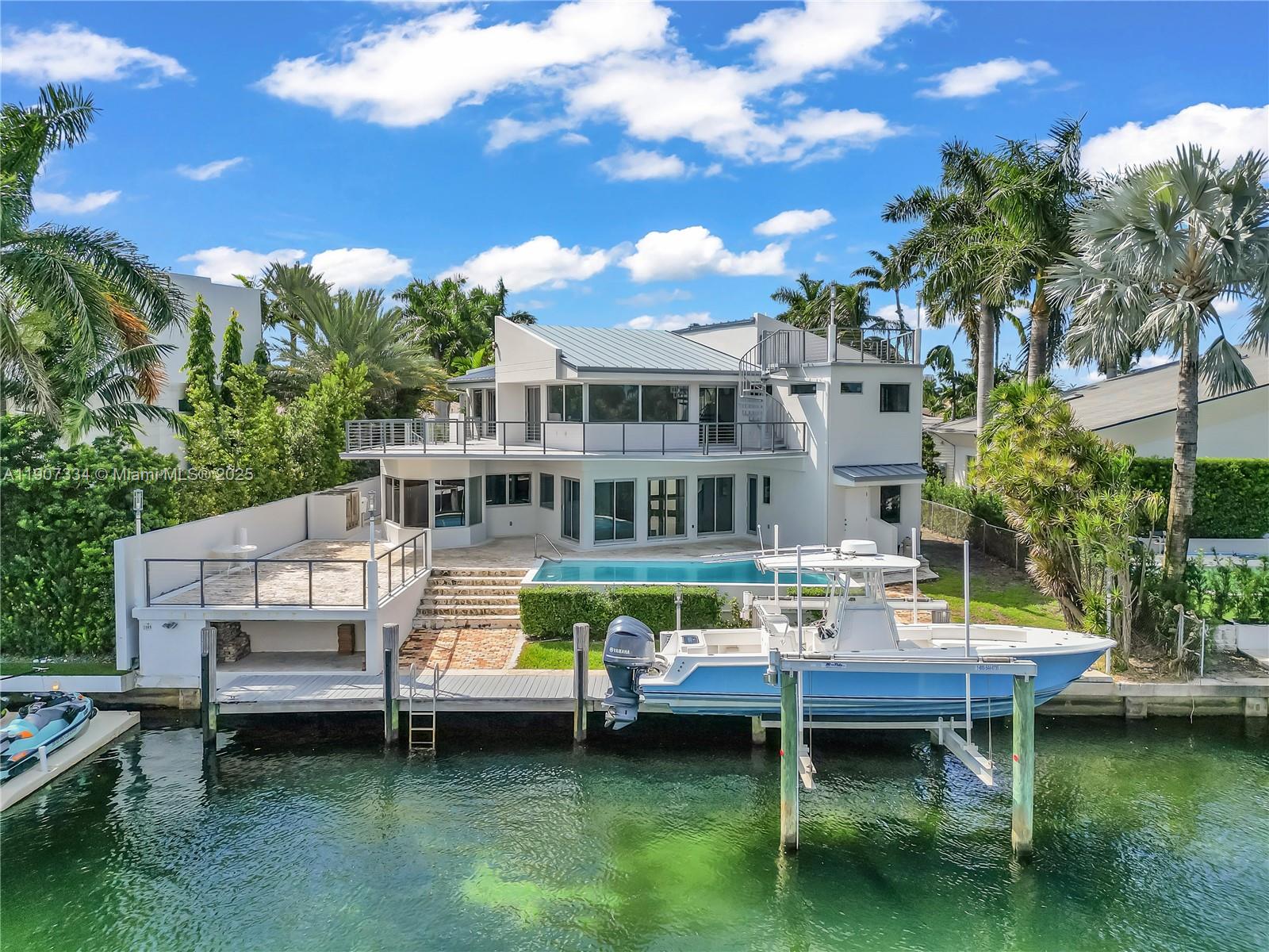 2089 NE 121st Rd North Miami, FL 33181