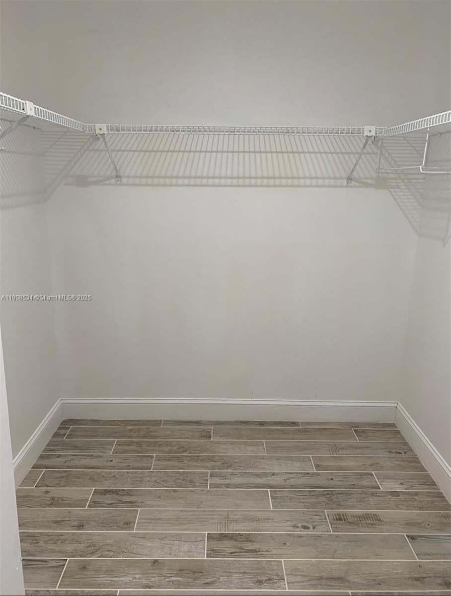 6950 SW 55th Ter #E Miami, FL 33155