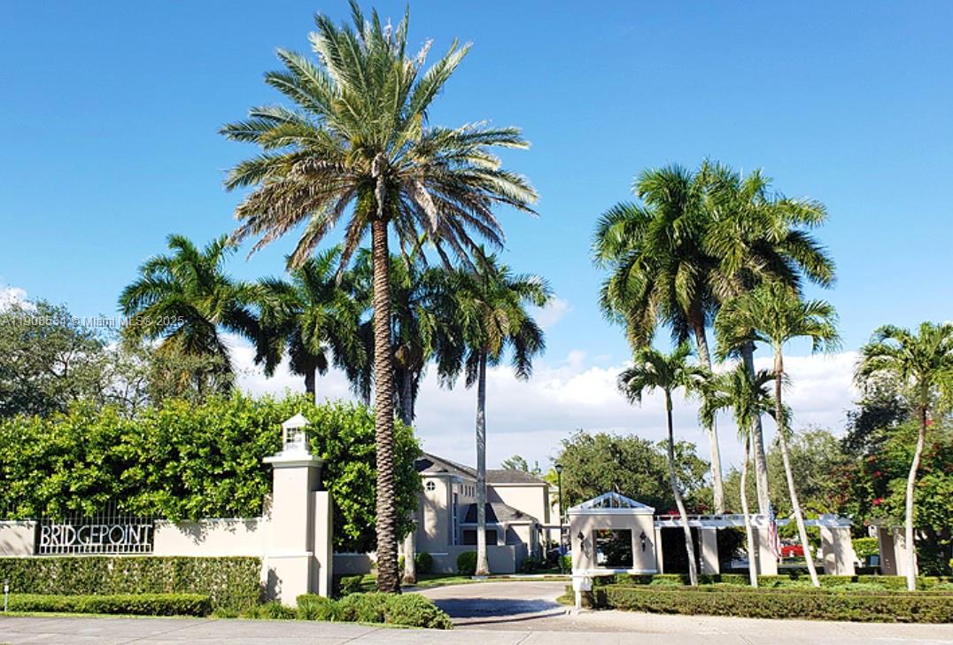 6950 SW 55th Ter #E Miami, FL 33155