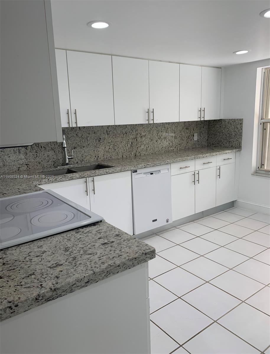 6950 SW 55th Ter #E Miami, FL 33155