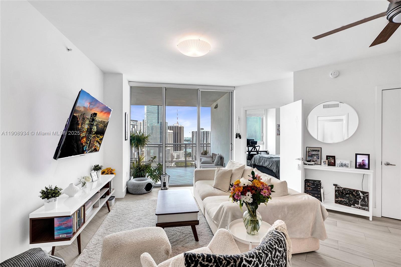 350 S Miami Ave #3205