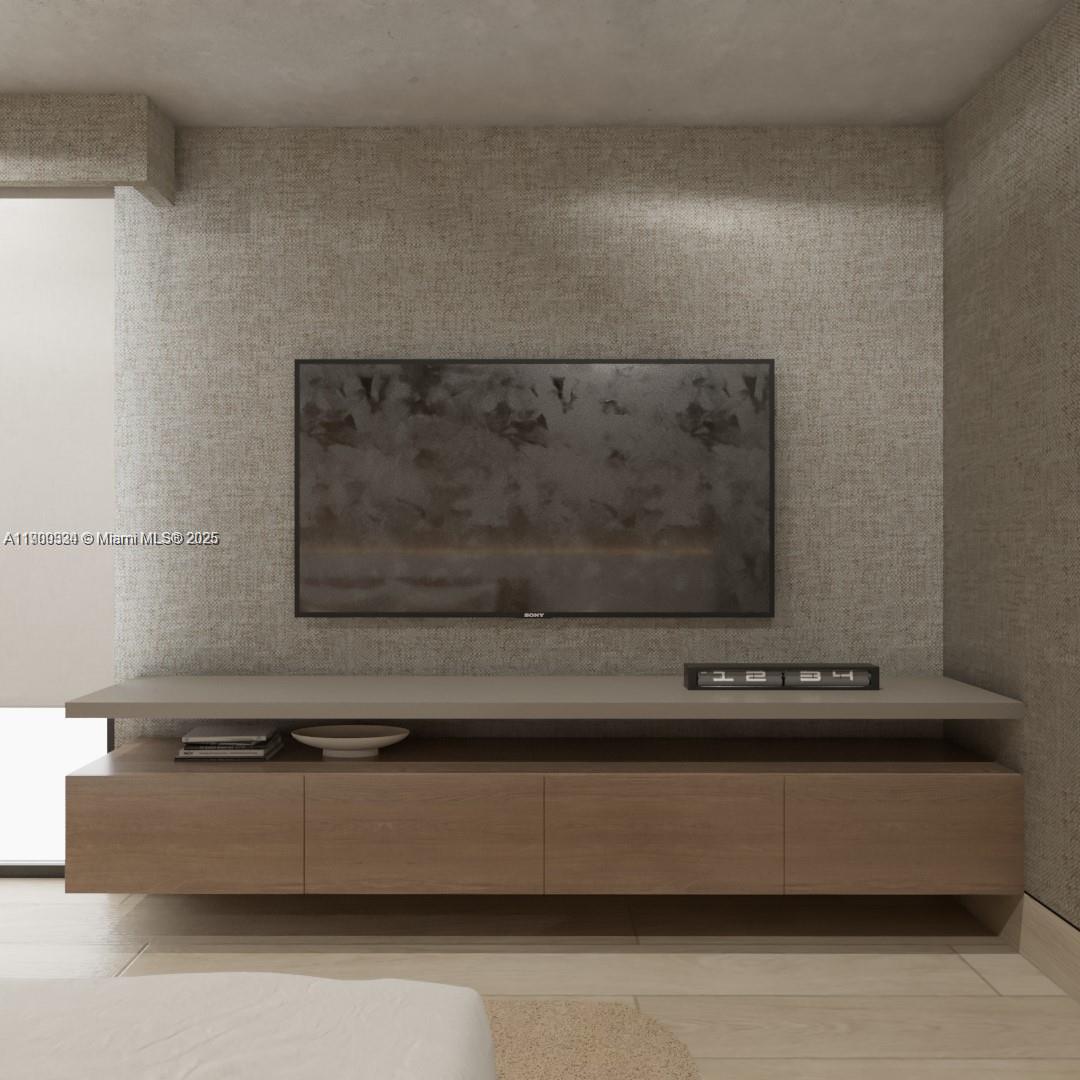 110 Hampton Ln Key Biscayne, FL 33149