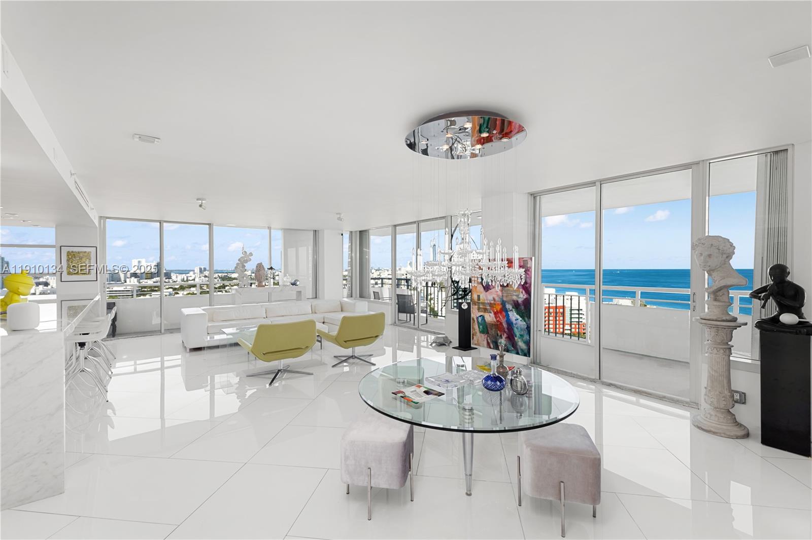 image South Pointe Towers14