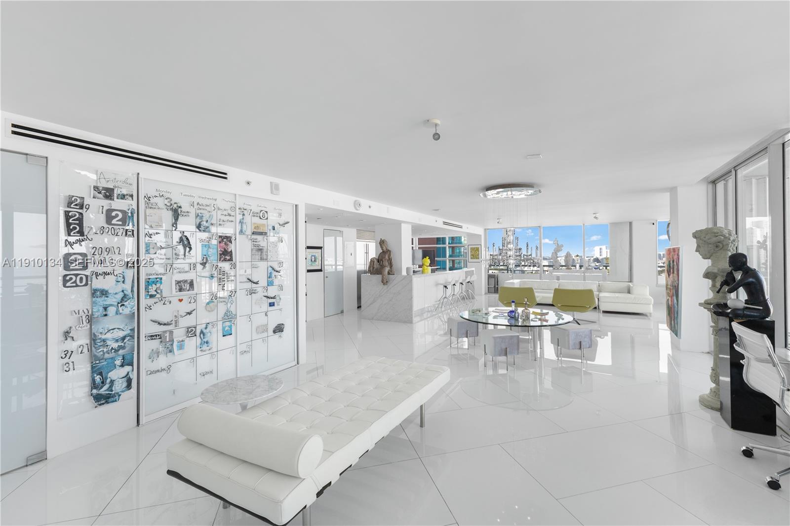 image South Pointe Towers18