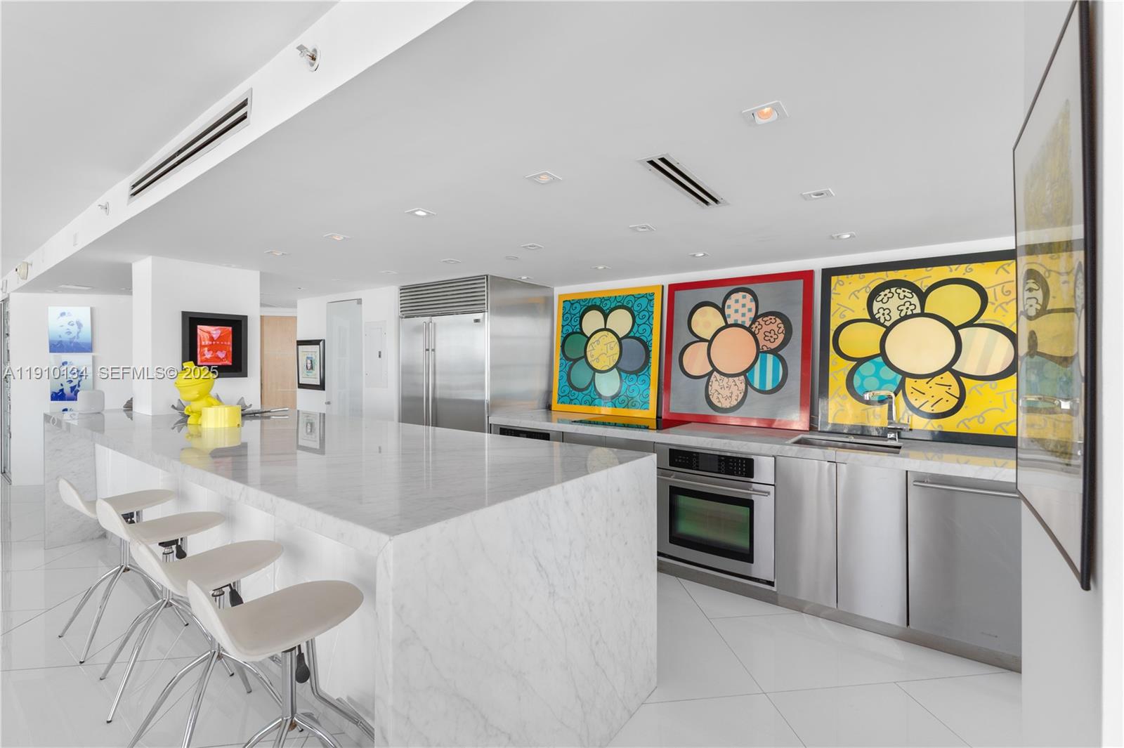 image South Pointe Towers20