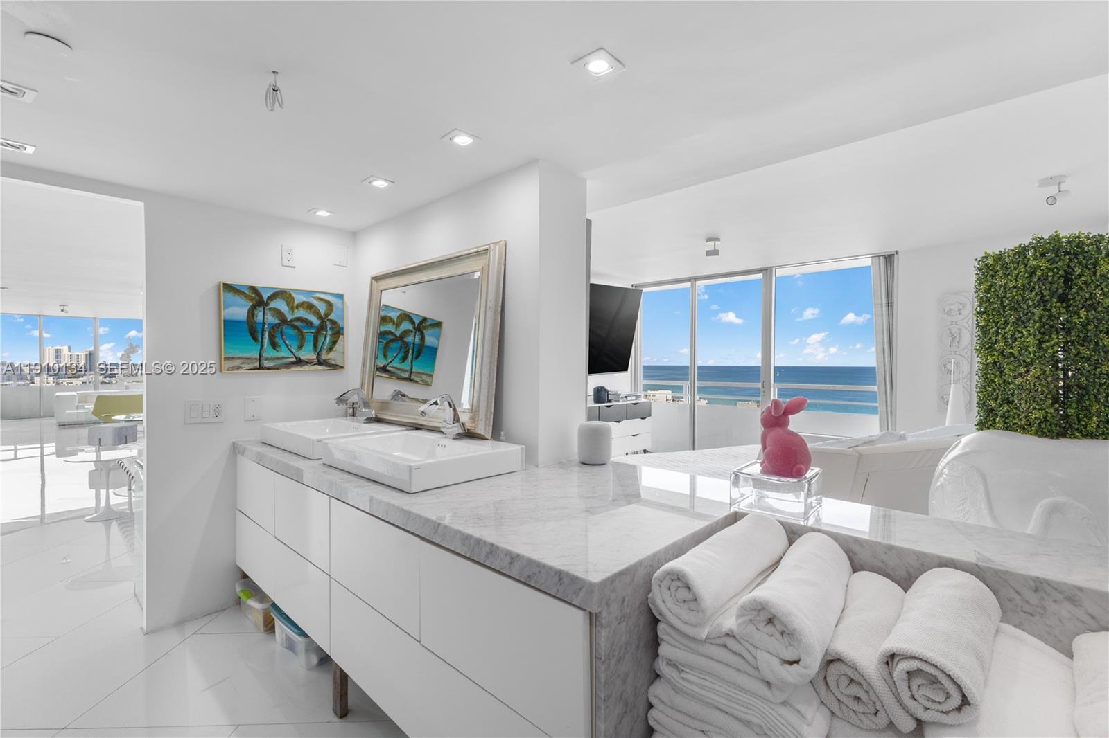 image South Pointe Towers31