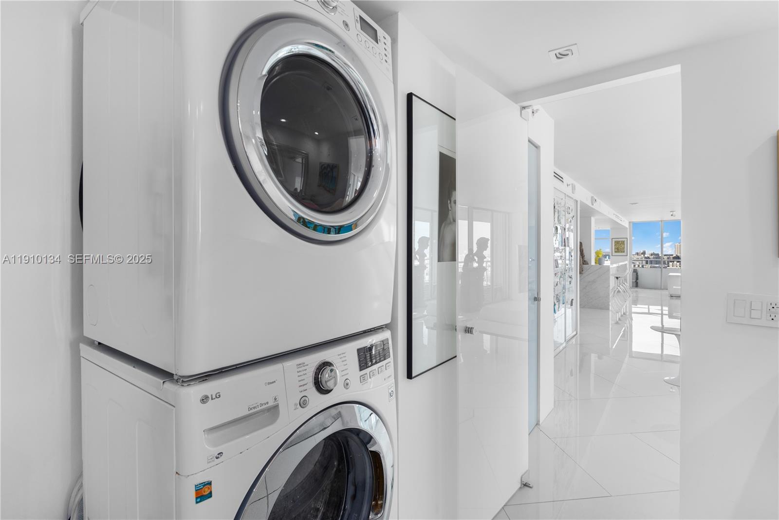 image South Pointe Towers33