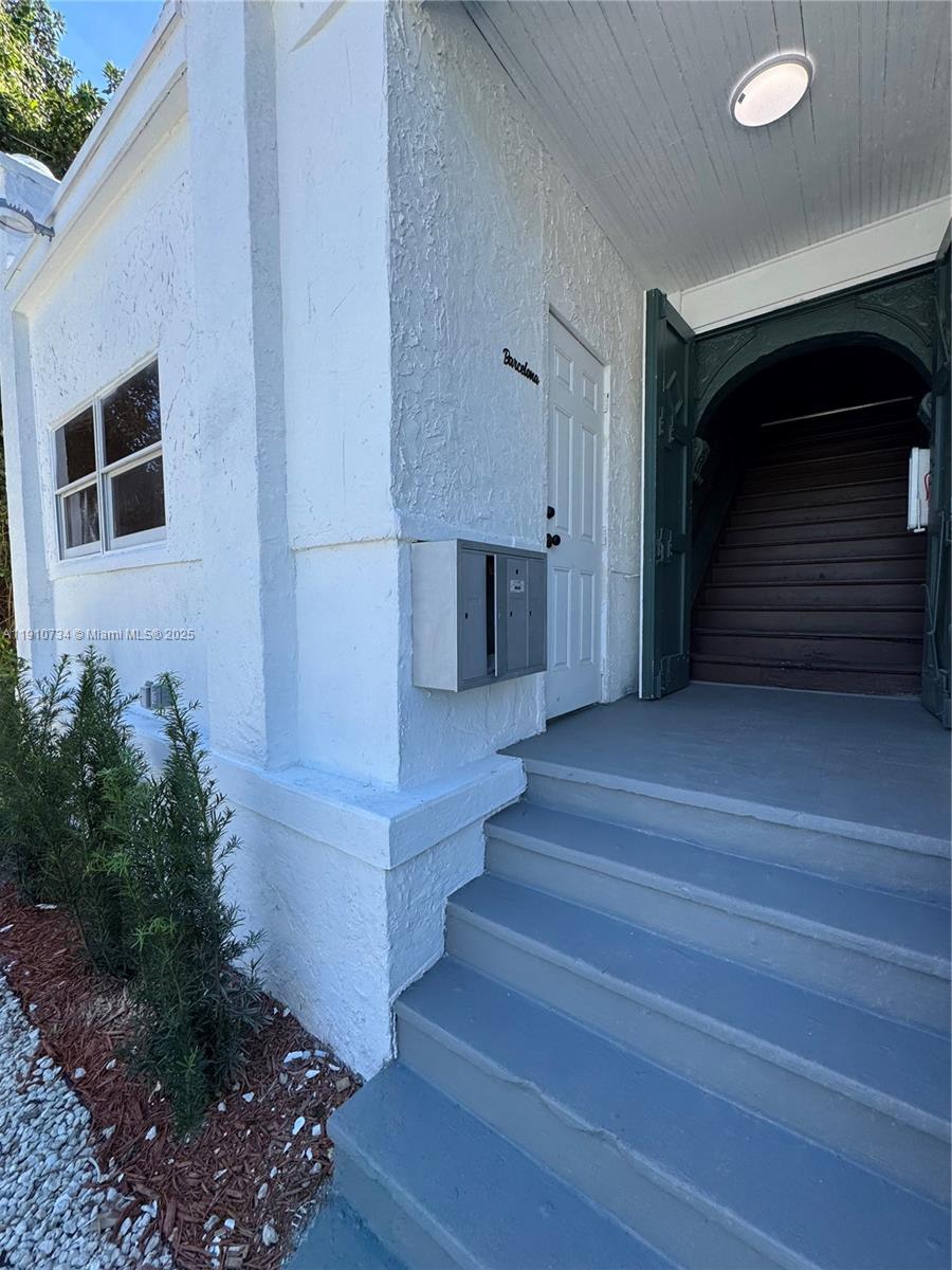 4028 SW 11th St Miami, FL 33134