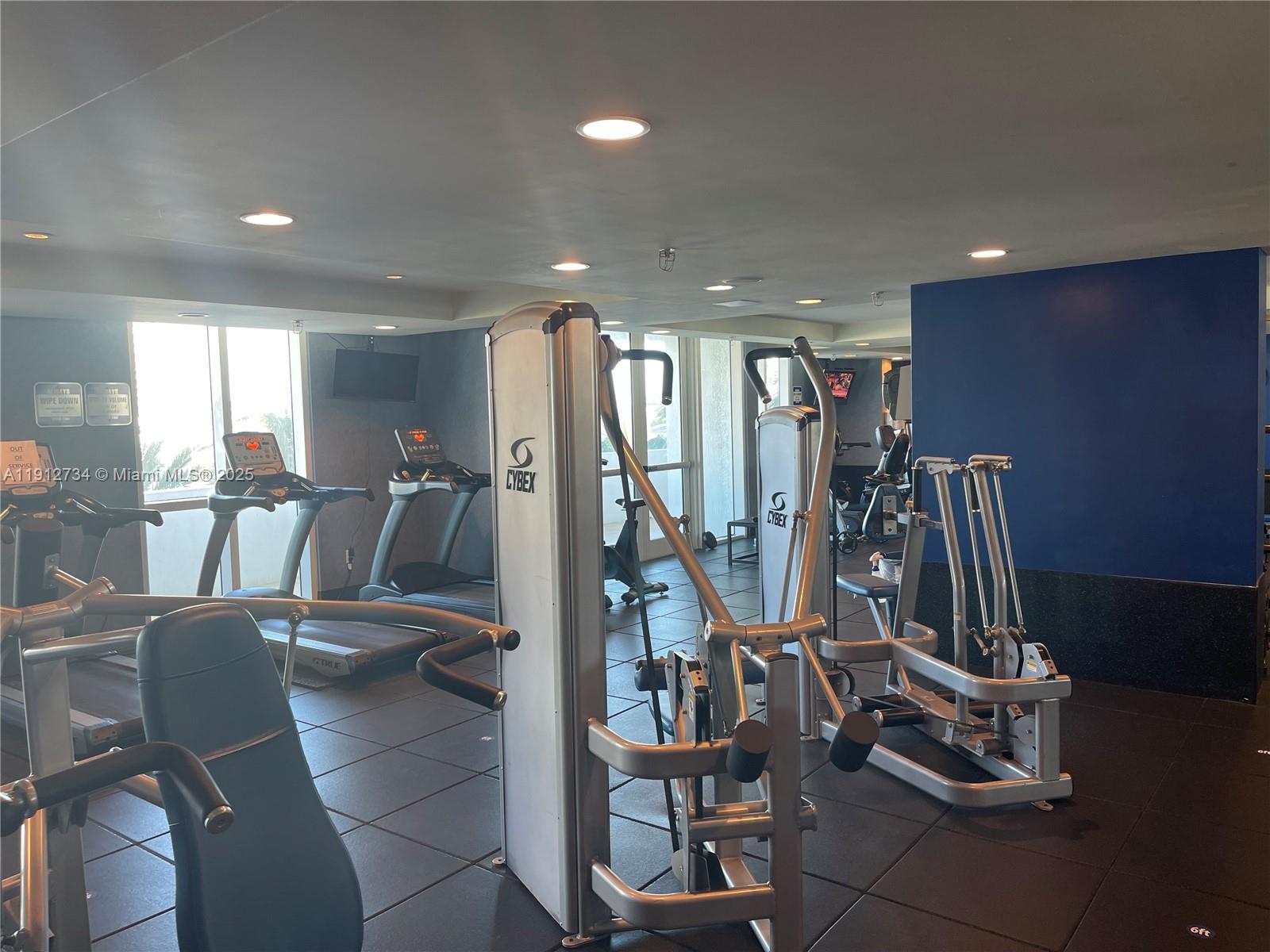 7900 Harbor Is Dr #720 North Bay Village, FL 33141