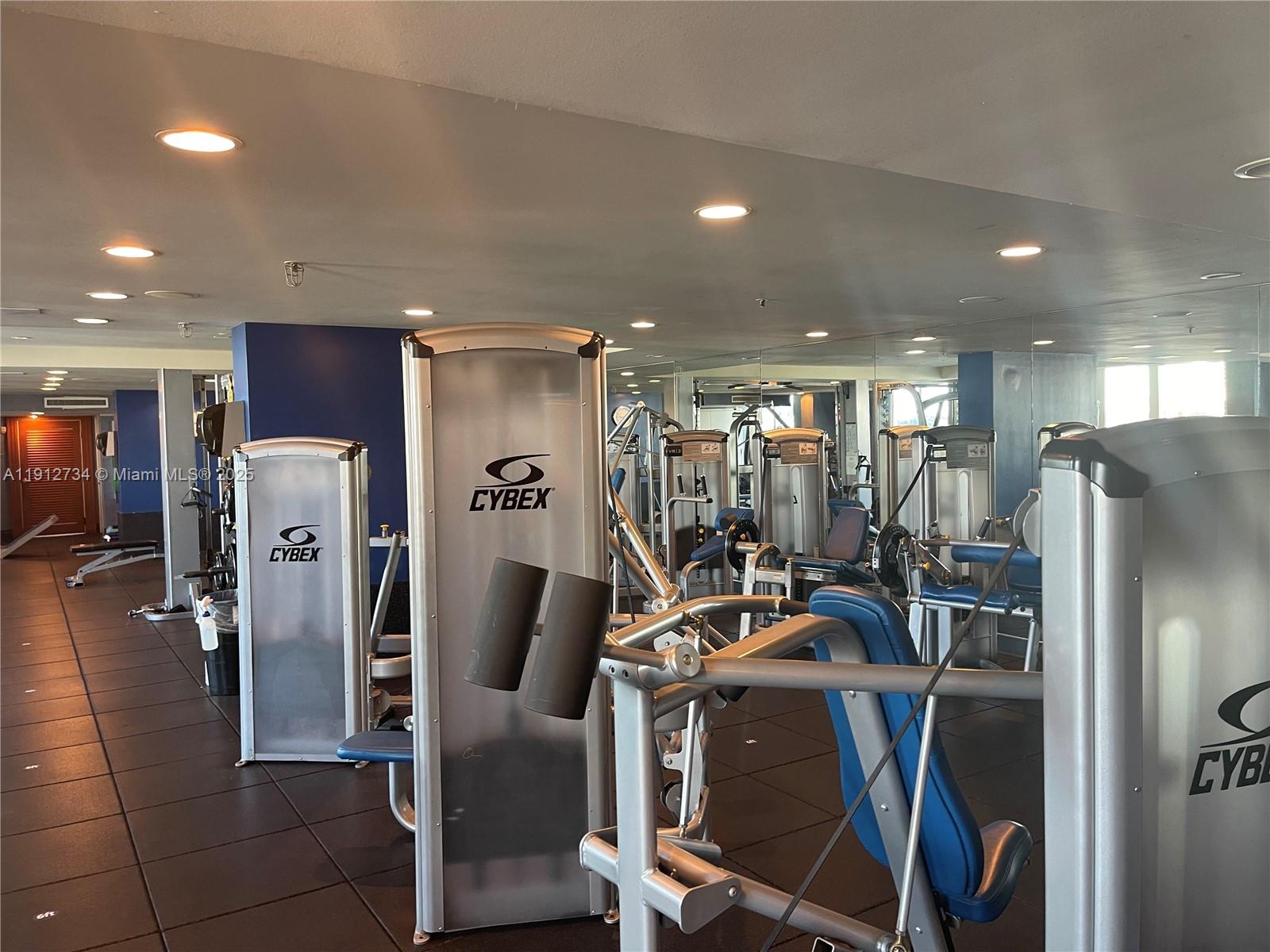 7900 Harbor Is Dr #720 North Bay Village, FL 33141