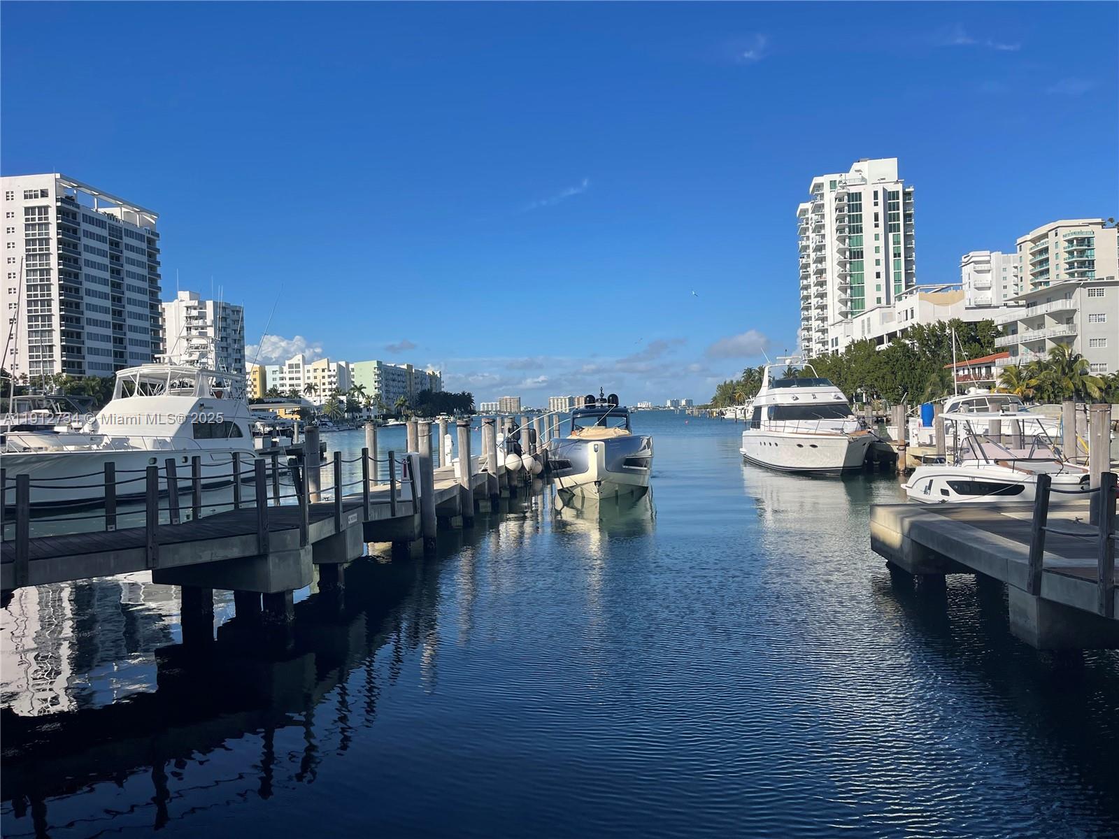 7900 Harbor Is Dr #720 North Bay Village, FL 33141